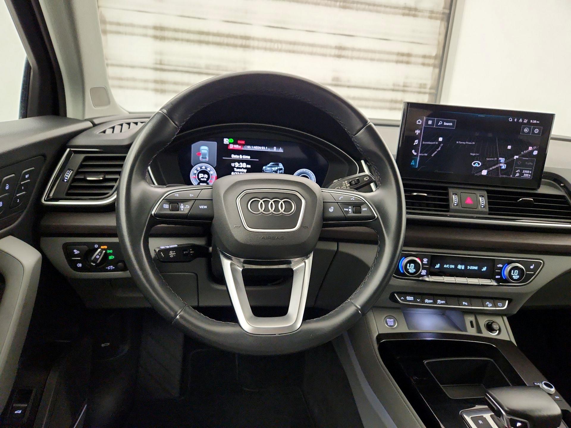 Thumbnail: 2023 Audi Q5 - 10