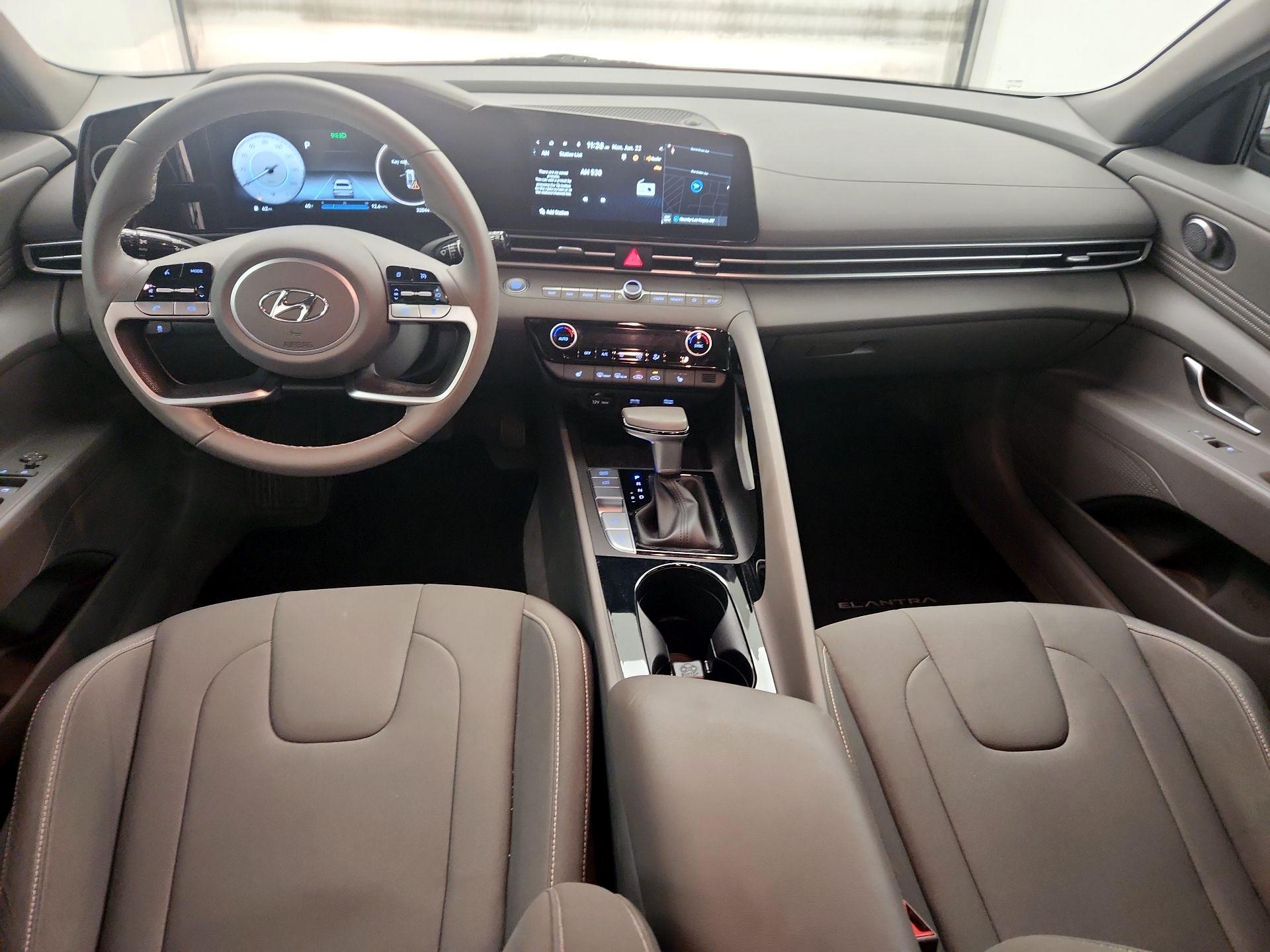 Thumbnail: 2023 Hyundai Elantra - 9
