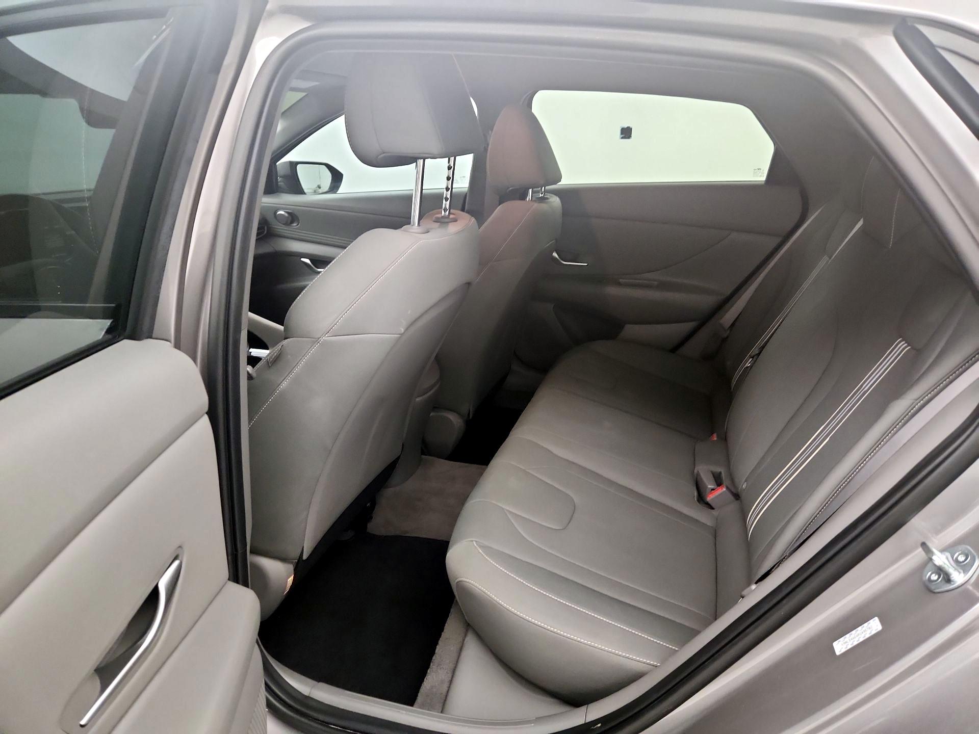 Thumbnail: 2023 Hyundai Elantra - 19