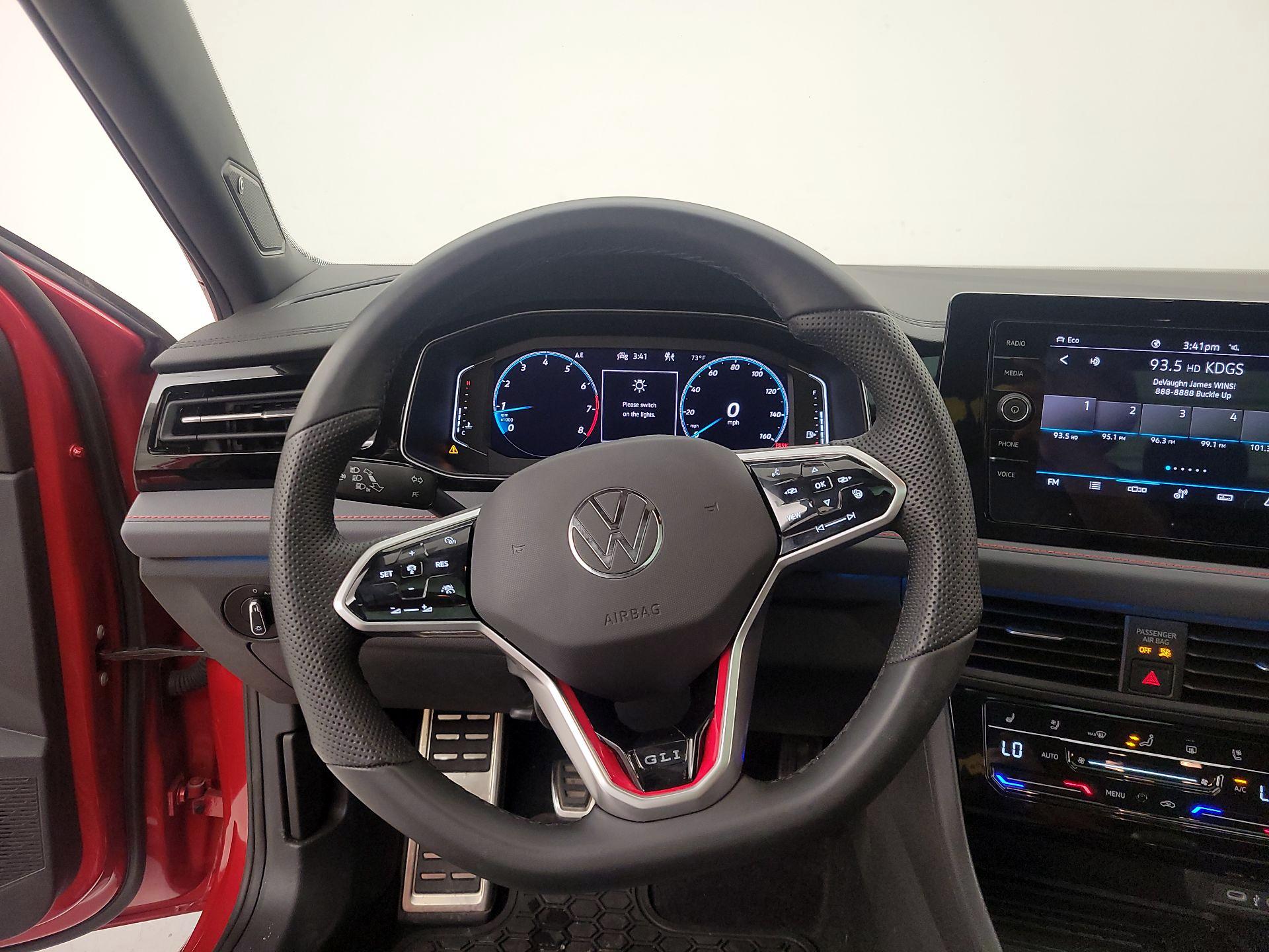 Thumbnail: 2025 Volkswagen Jetta - 10