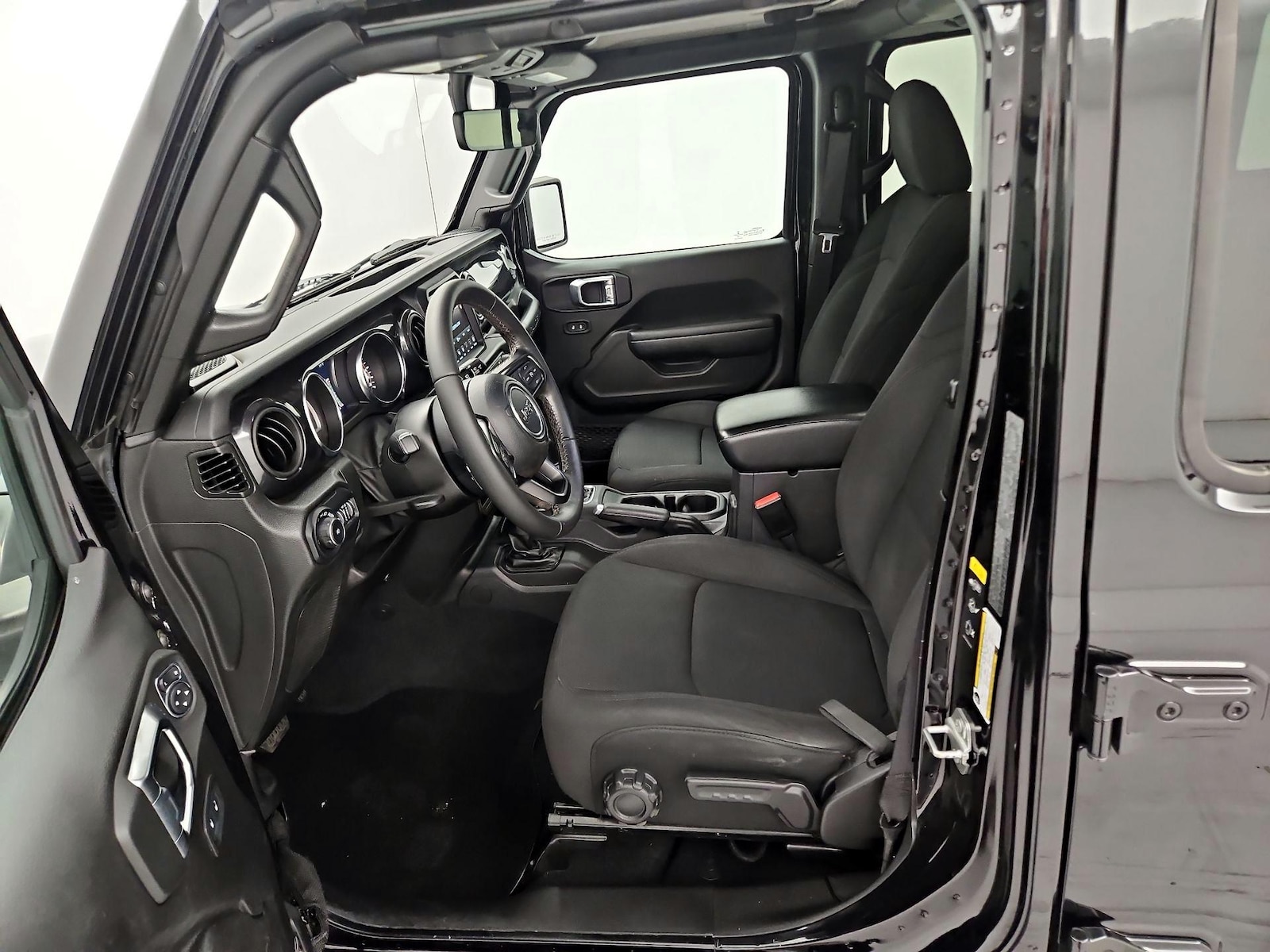 2022 Jeep Wrangler Unlimited Altitude - Photo 12
