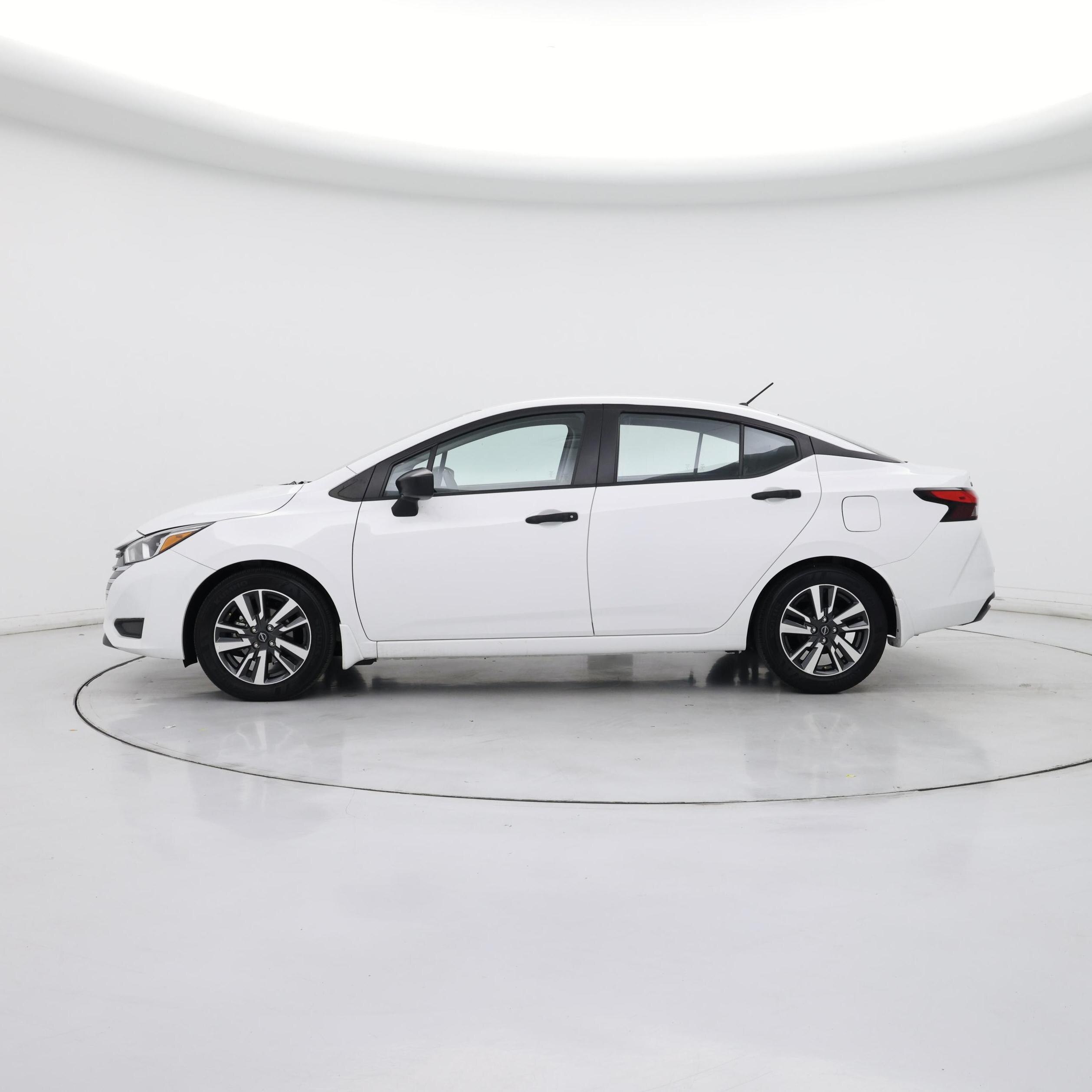 Thumbnail: 2024 Nissan Versa - 3