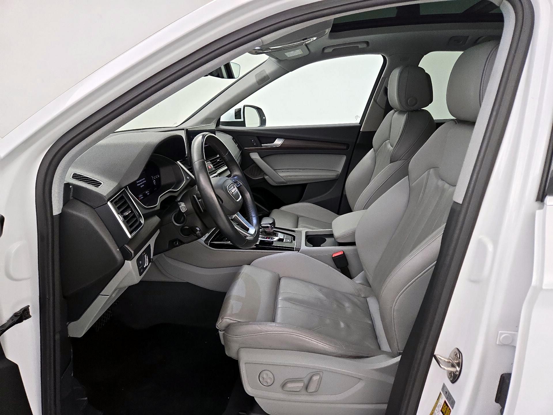 Thumbnail: 2024 Audi Q5 - 11
