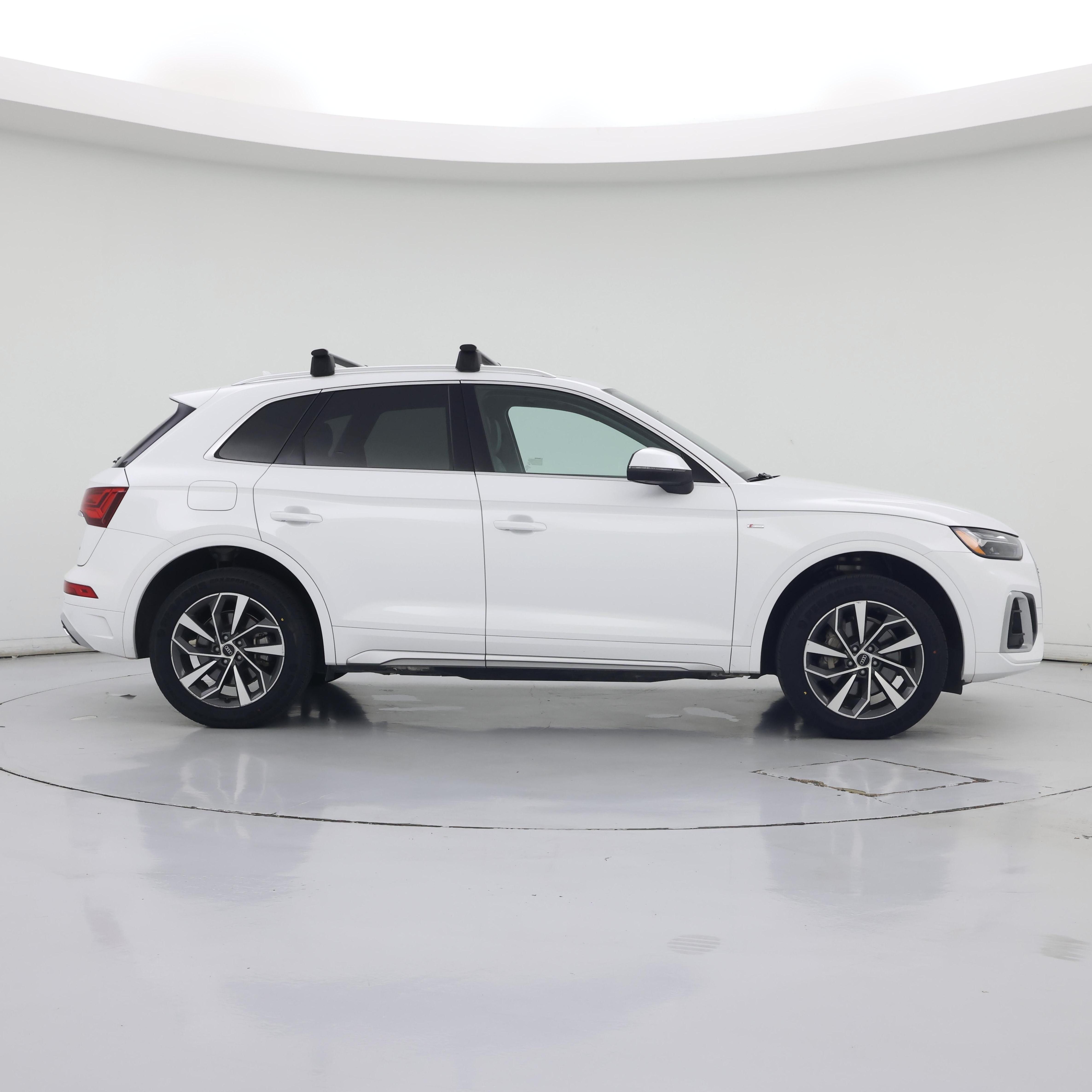 Thumbnail: 2024 Audi Q5 - 7