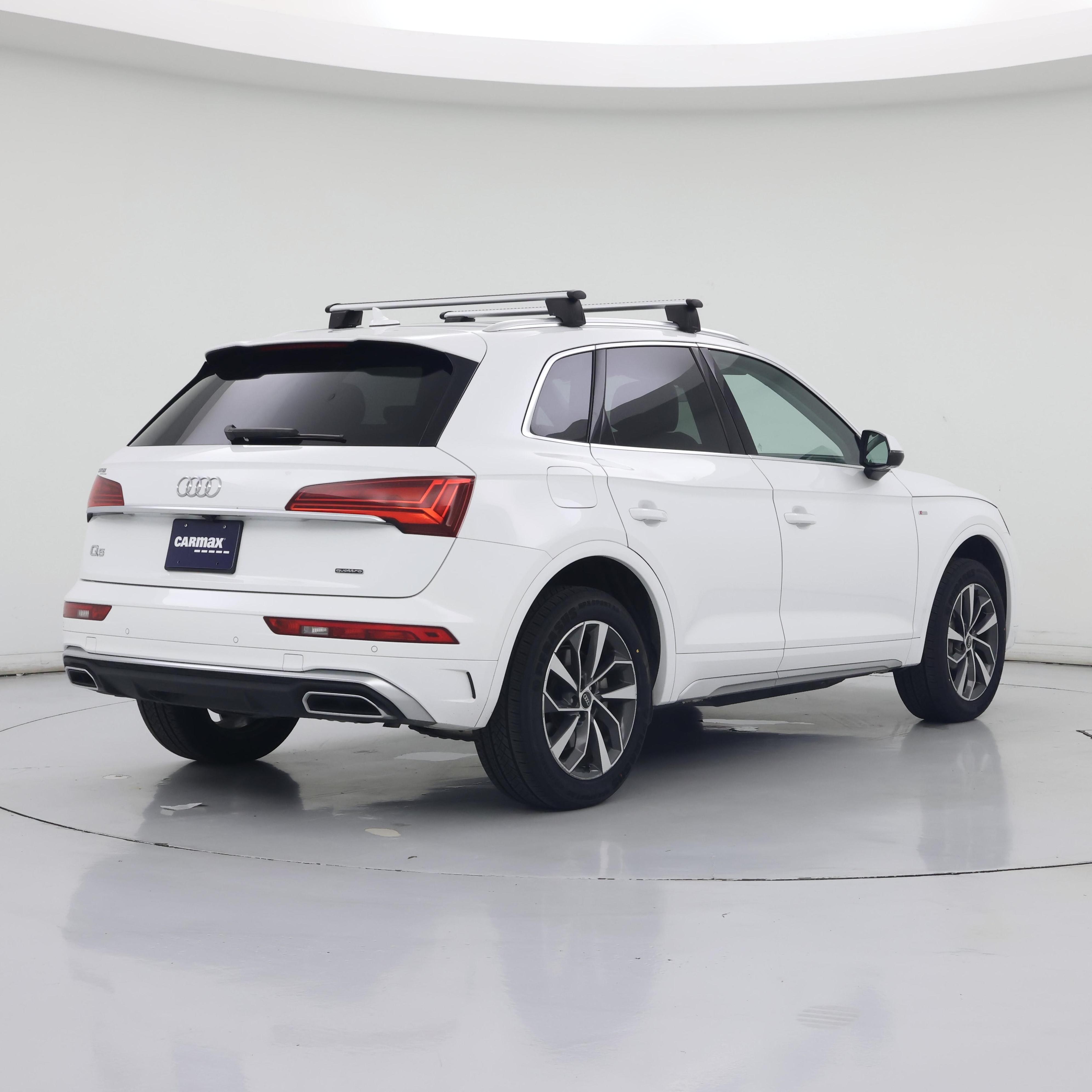 Thumbnail: 2024 Audi Q5 - 8