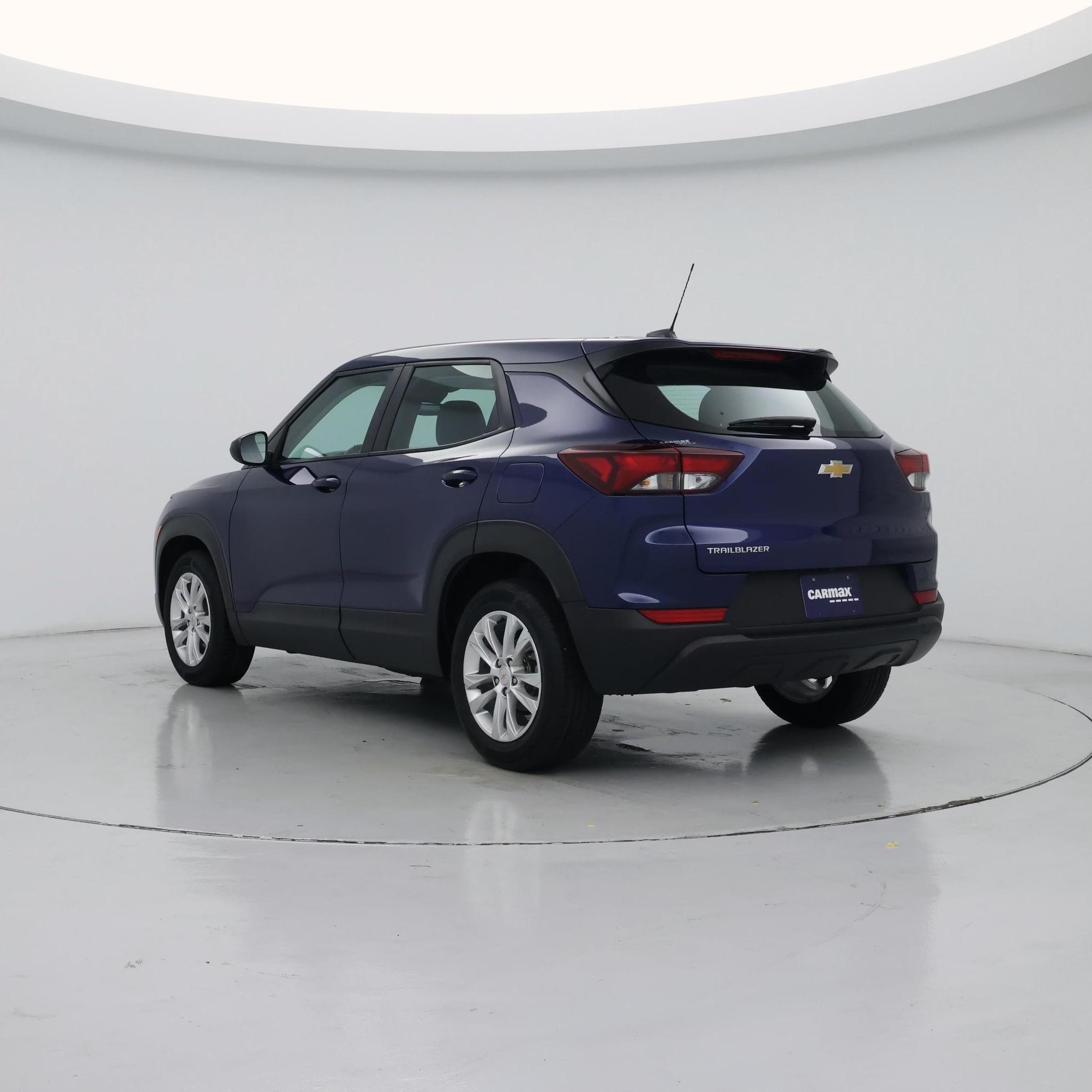 Thumbnail: 2023 Chevrolet TrailBlazer - 2