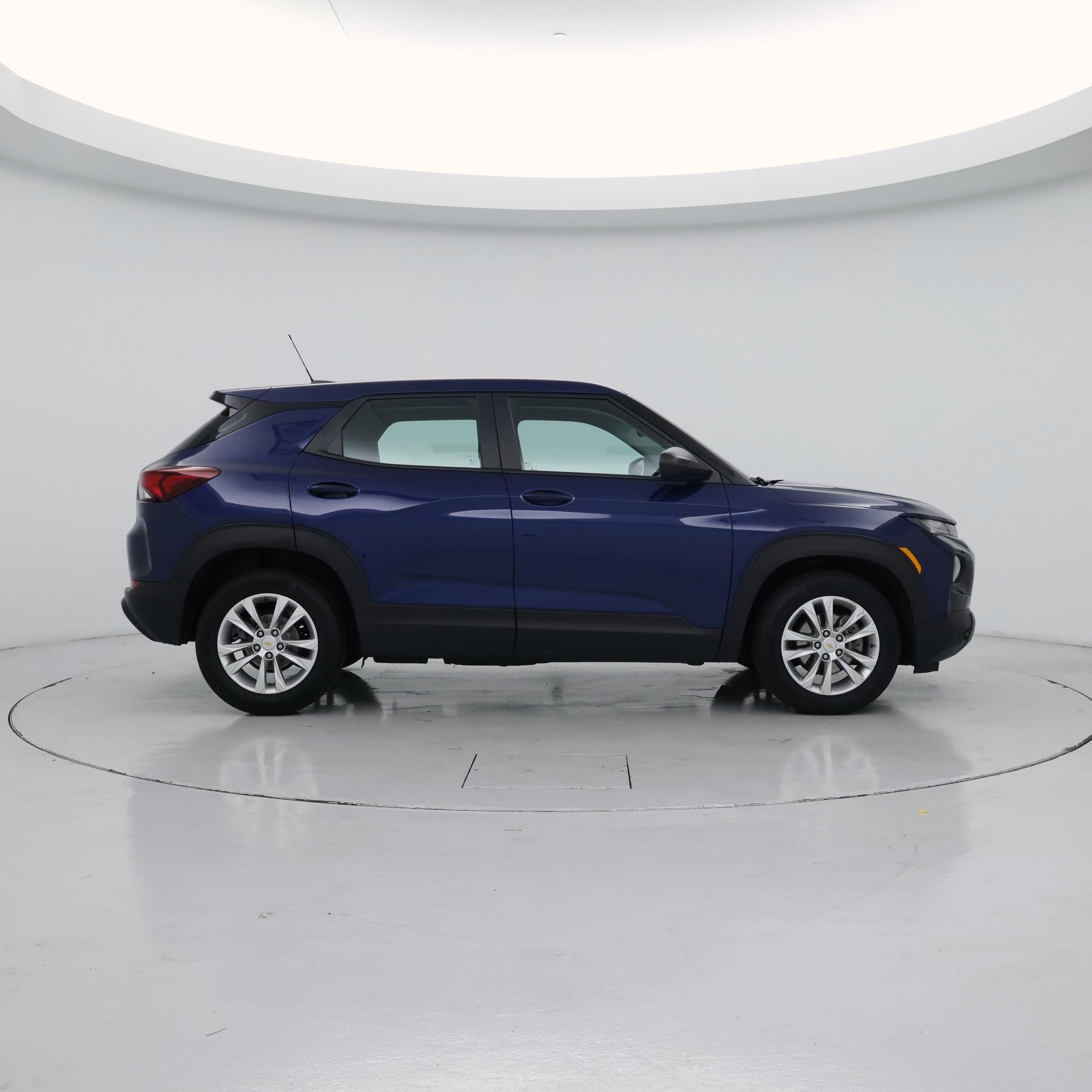 Thumbnail: 2023 Chevrolet TrailBlazer - 7