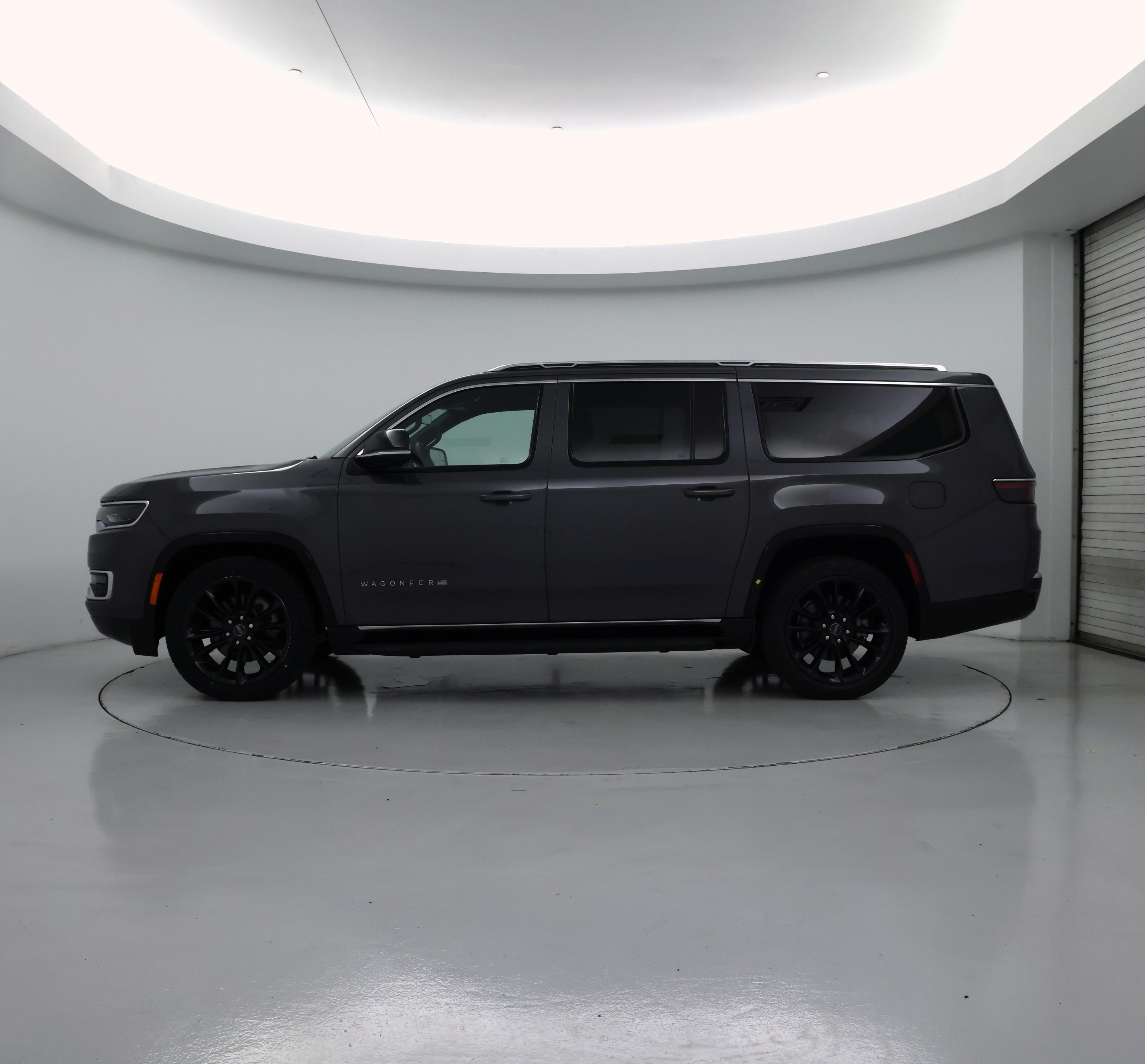 Thumbnail: 2023 Jeep Wagoneer - 3
