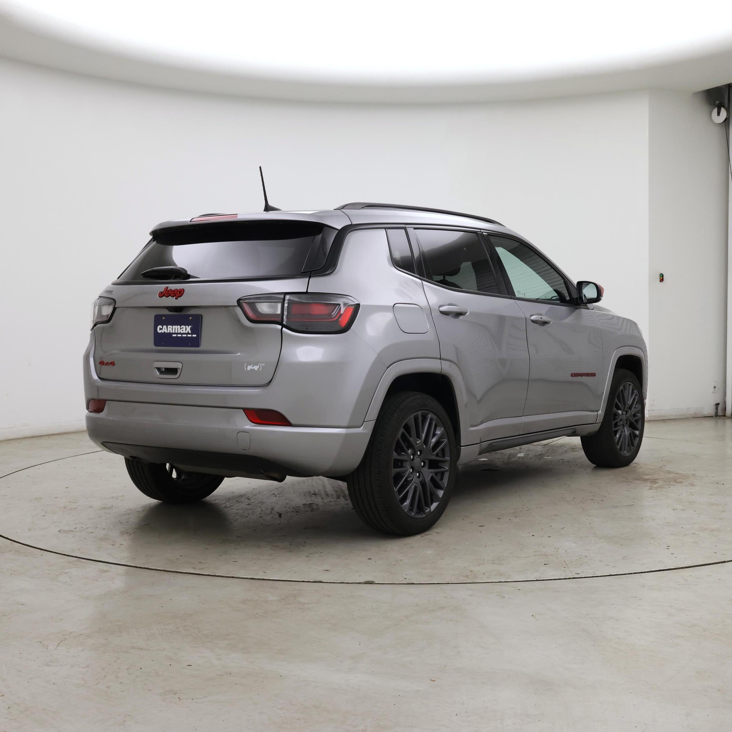 Thumbnail: 2023 Jeep Compass - 8
