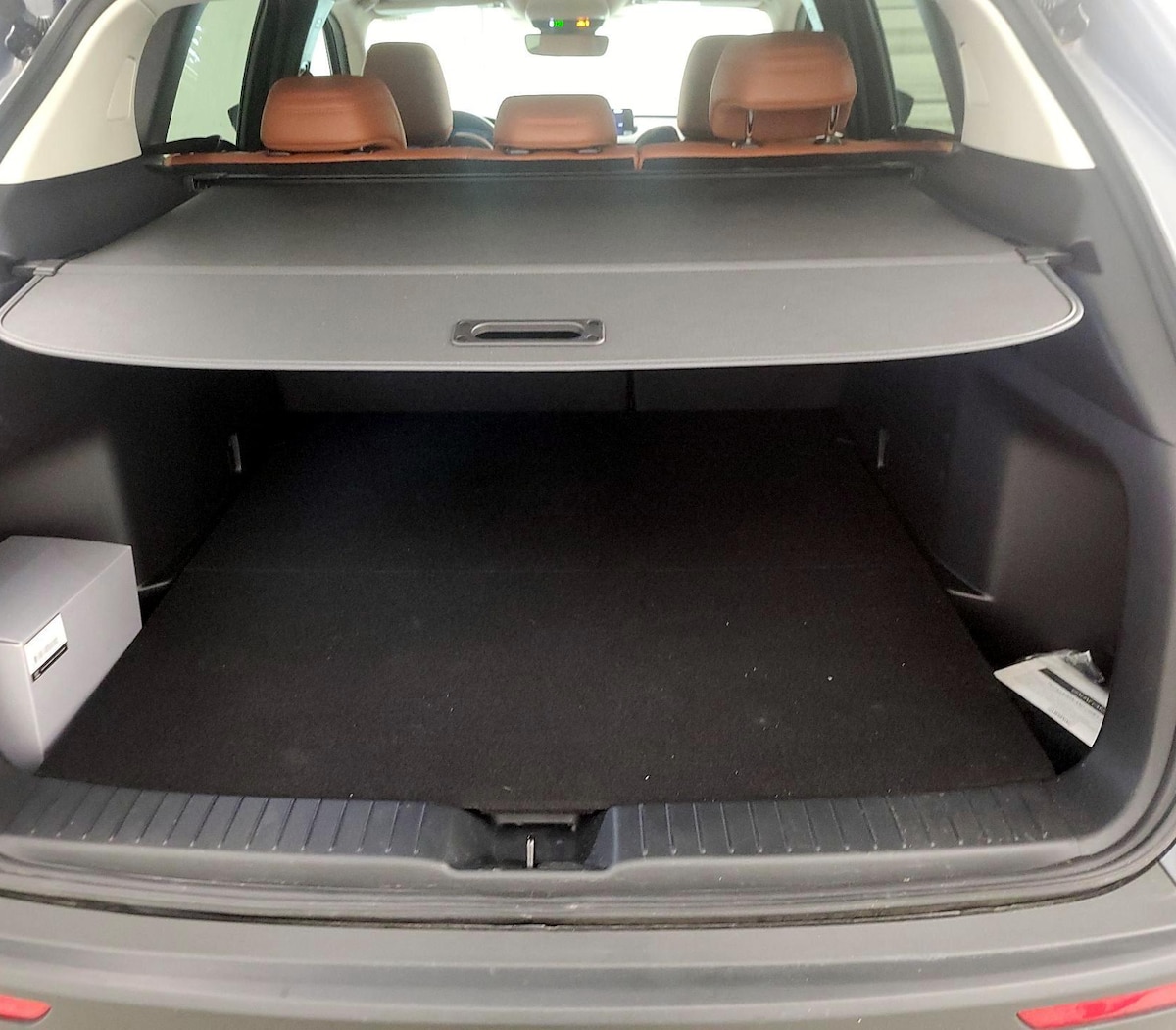Trunk/Cargo (Seats Up)