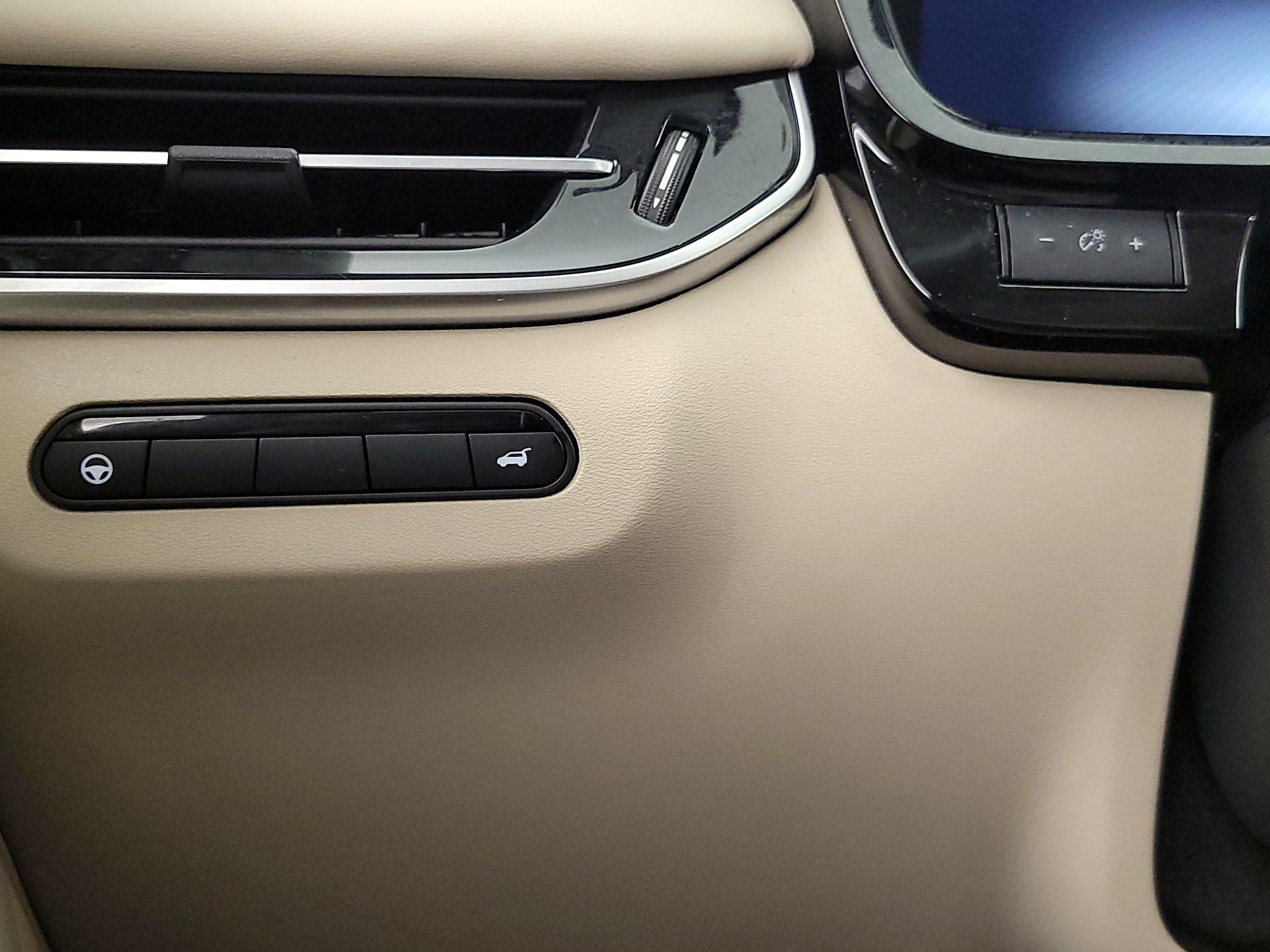 Thumbnail: 2023 INFINITI QX60 - 13