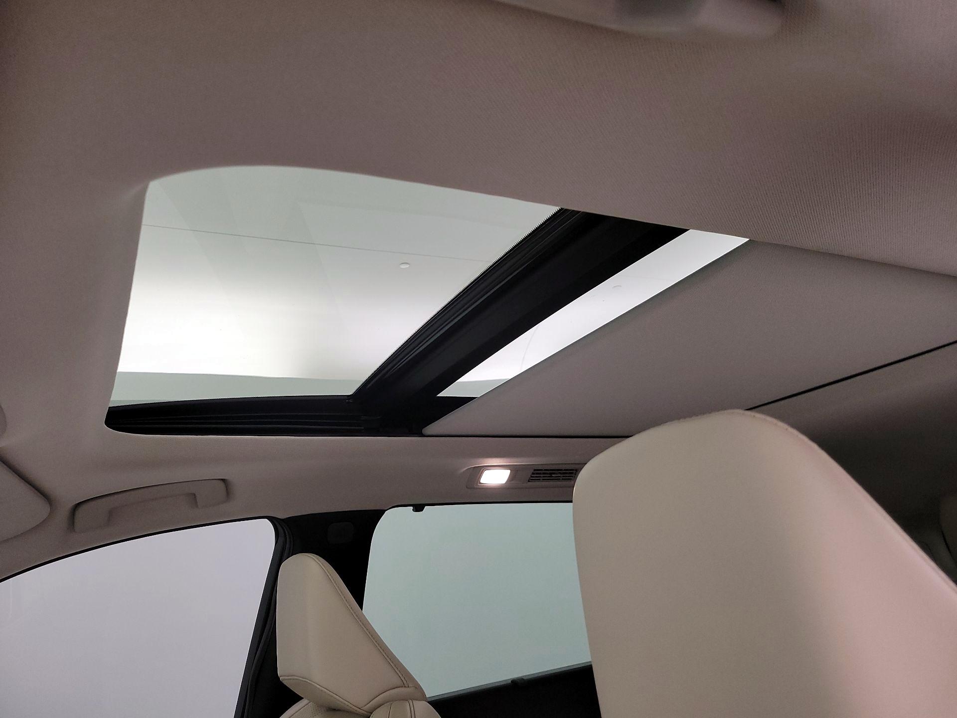 Thumbnail: 2023 INFINITI QX60 - 20