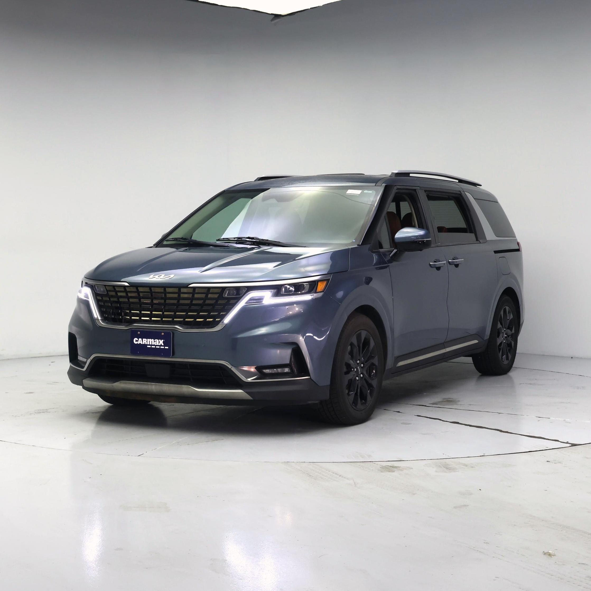 Thumbnail: 2024 Kia Carnival - 4
