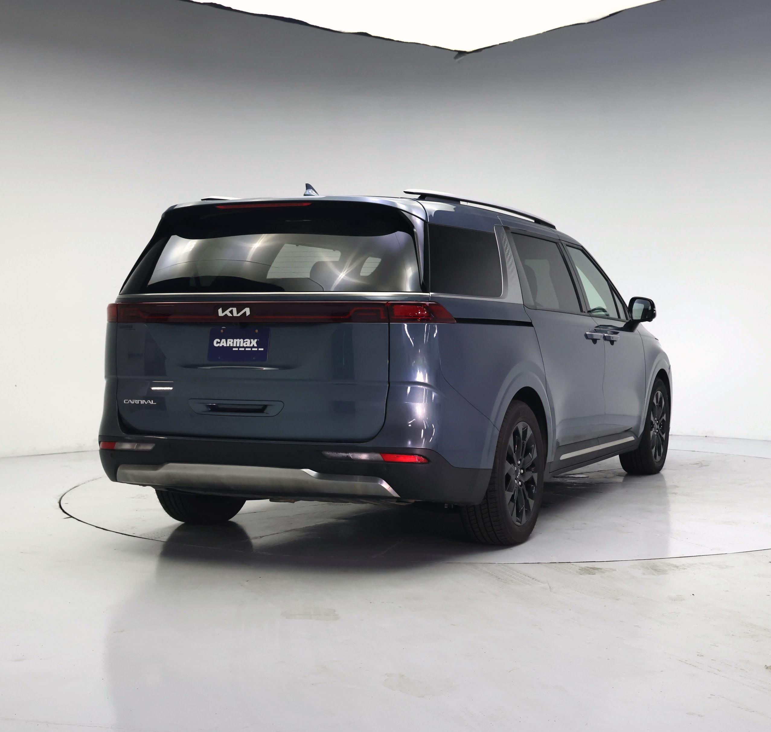 Thumbnail: 2024 Kia Carnival - 8