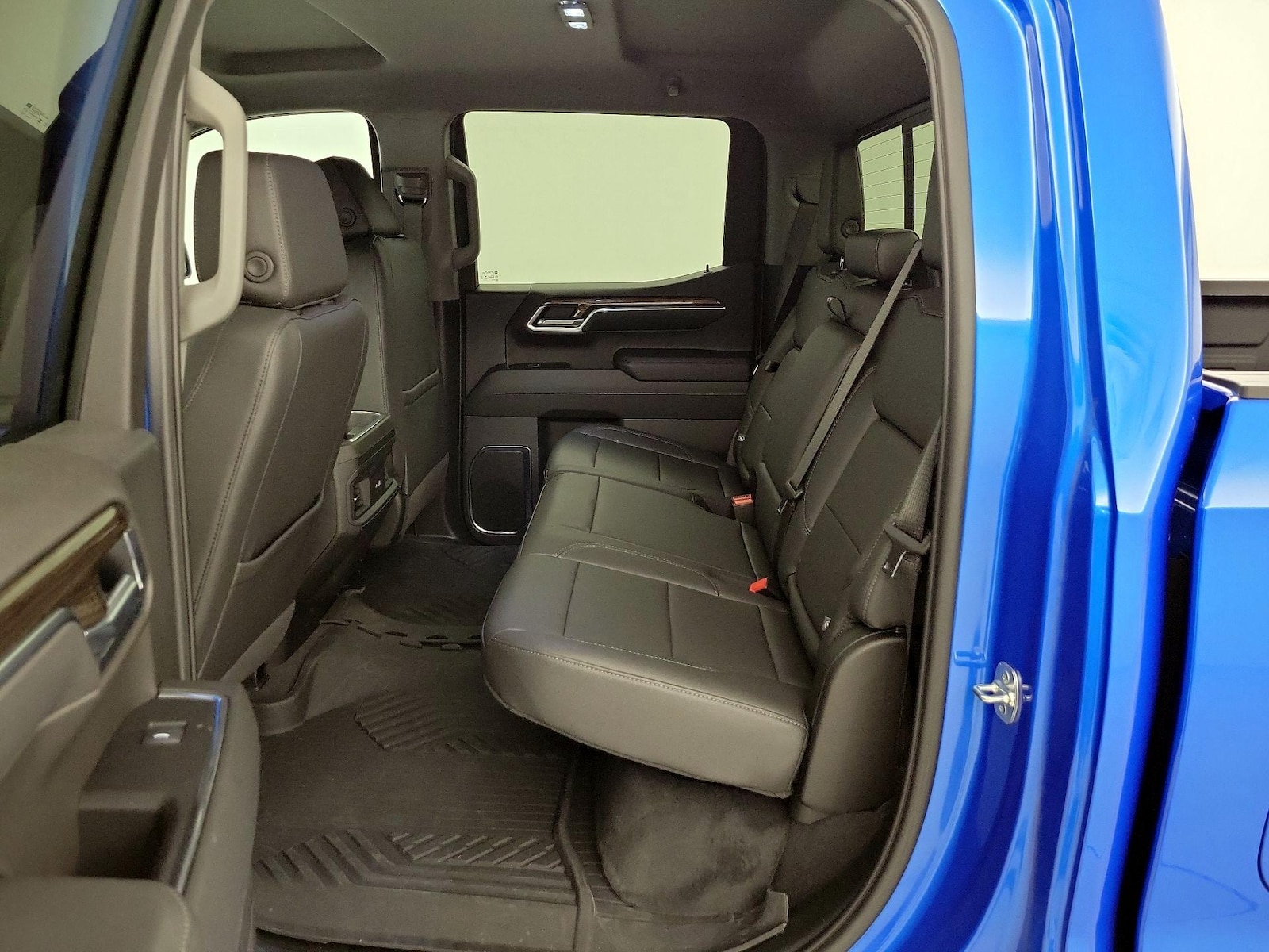 2025 Chevrolet Silverado 1500 LT - Photo 20