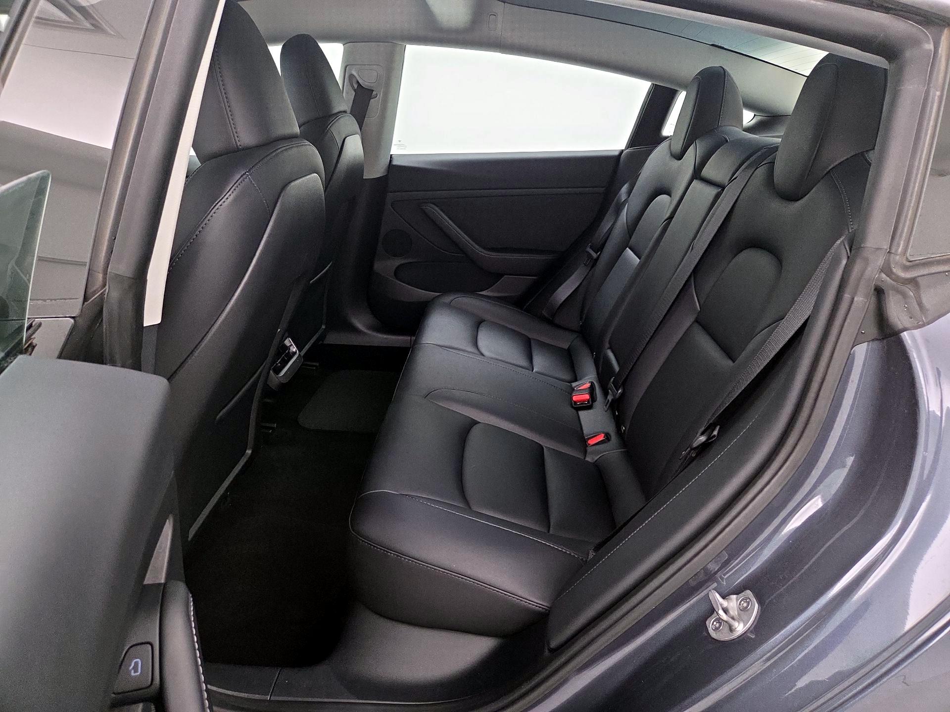Thumbnail: 2023 Tesla Model 3 - 20