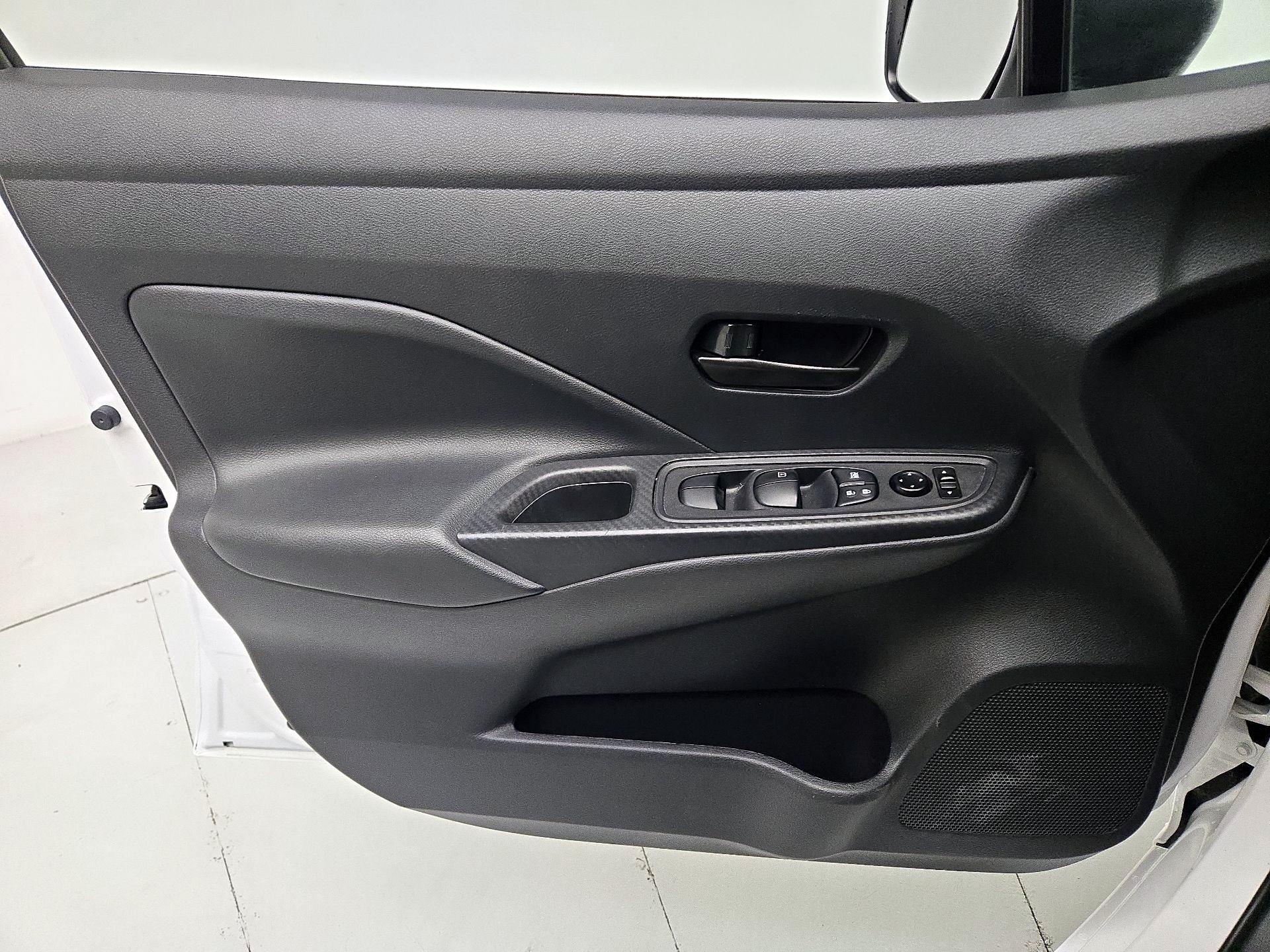Thumbnail: 2021 Nissan Versa - 12