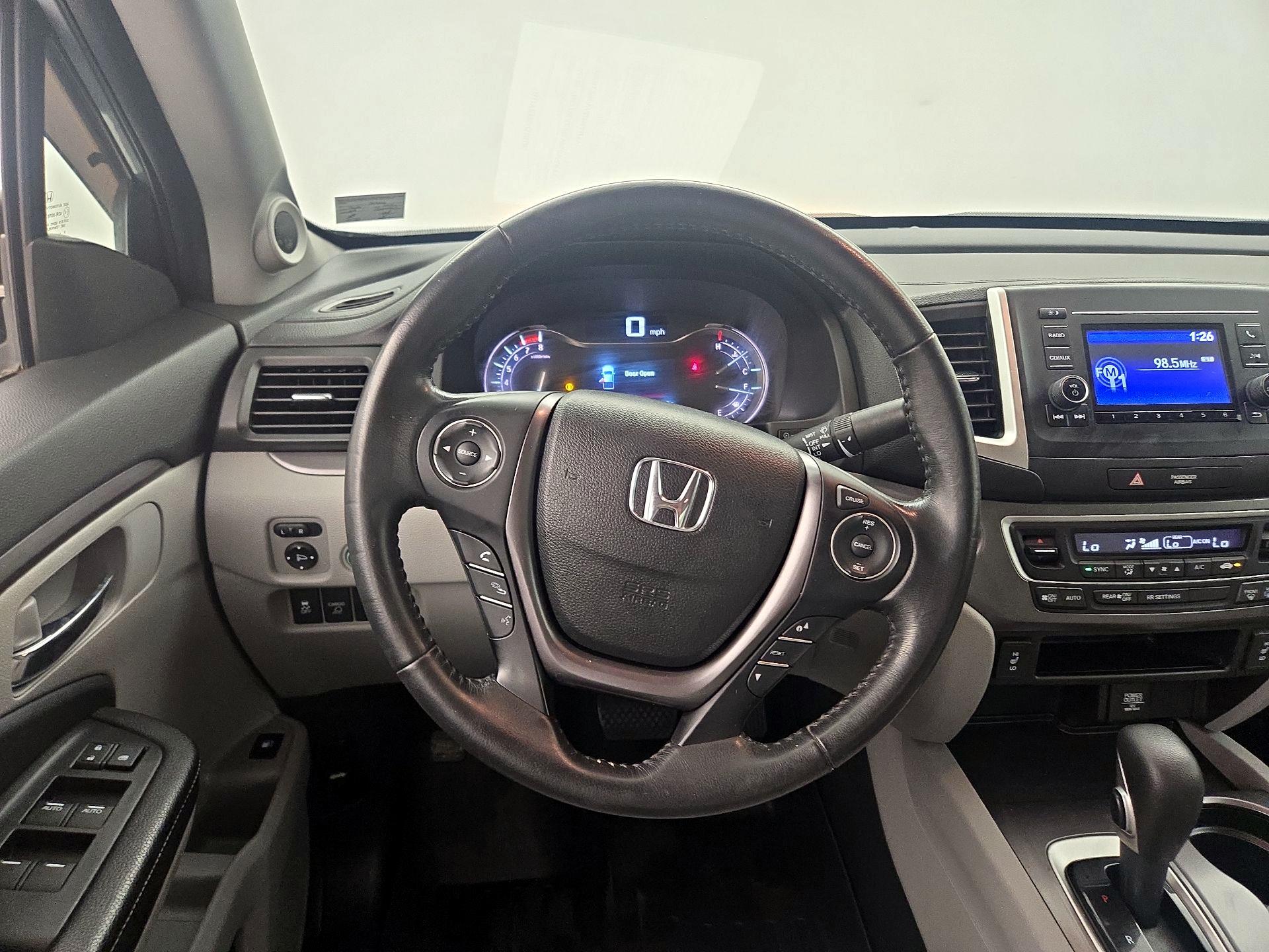 Thumbnail: 2017 Honda Ridgeline - 10