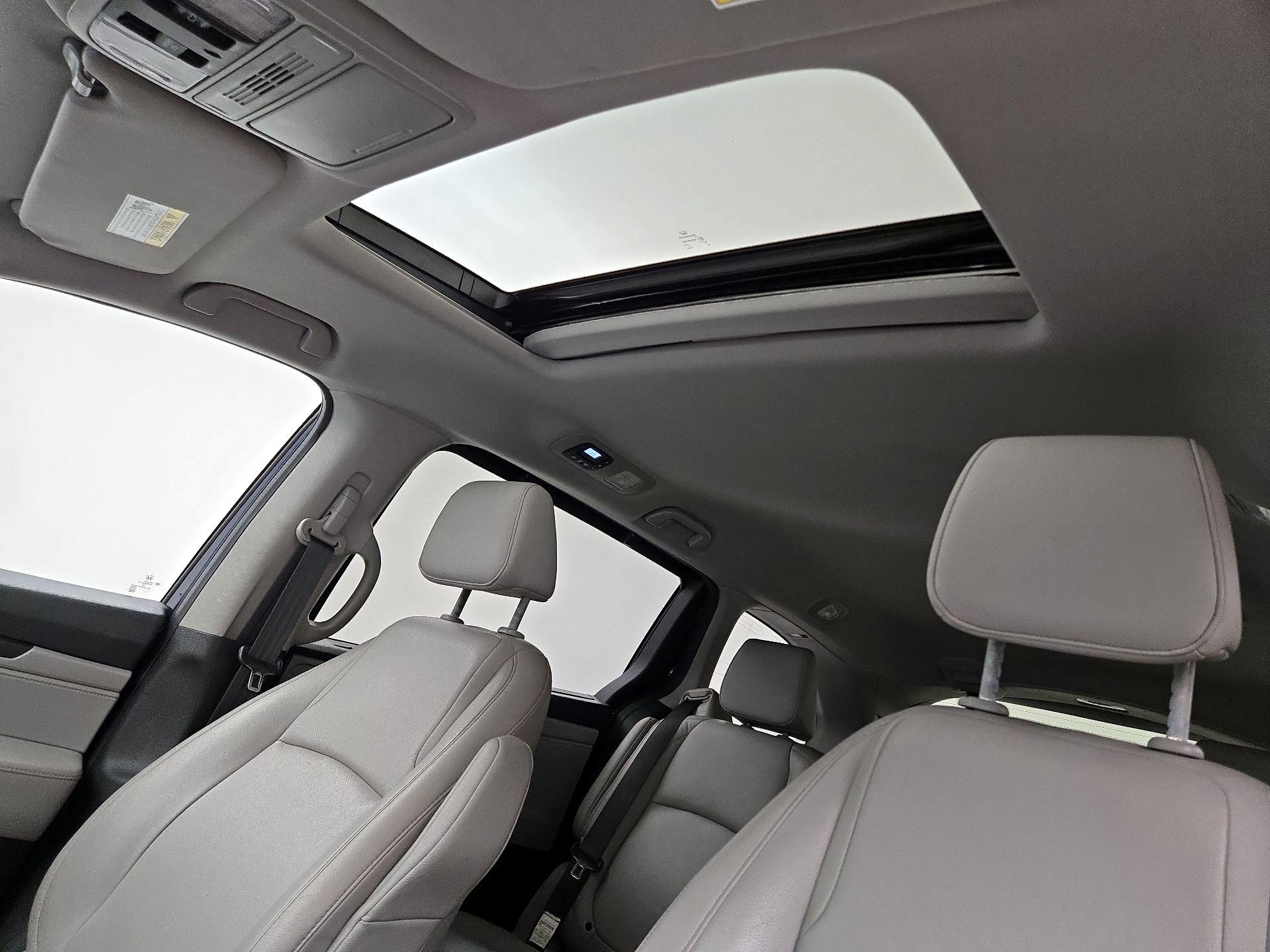 Thumbnail: 2021 Honda Odyssey - 19
