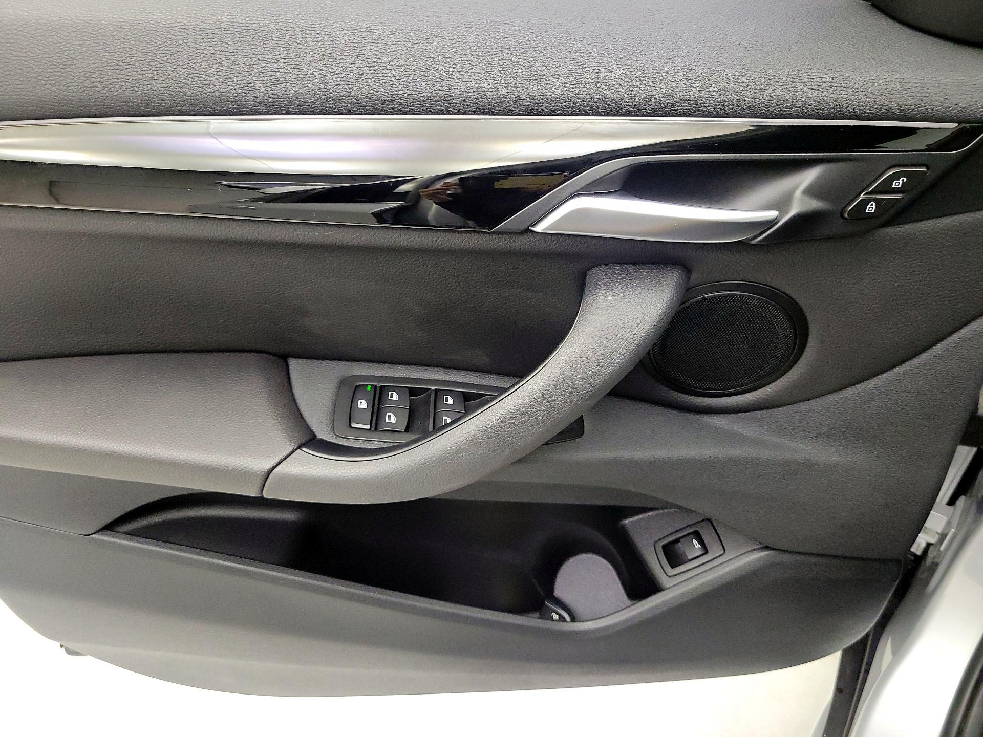 Thumbnail: 2019 BMW X1 - 12