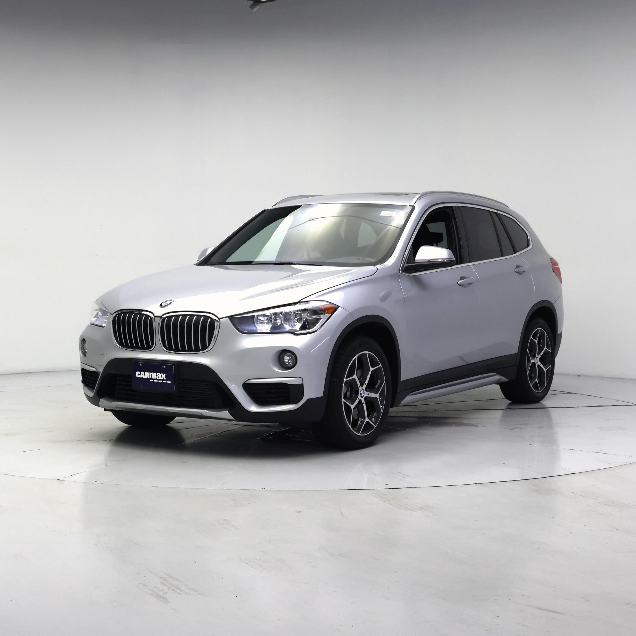 Thumbnail: 2019 BMW X1 - 4