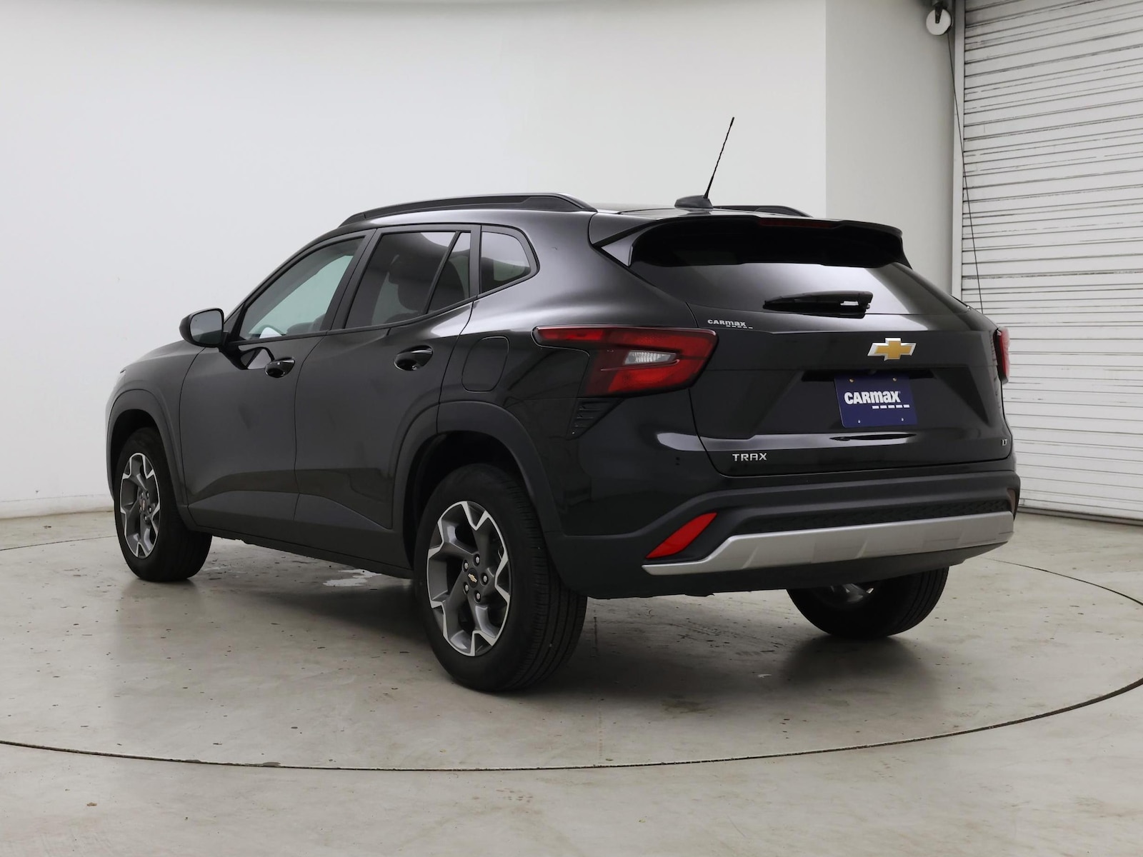 2025 Chevrolet Trax LT - Photo 3