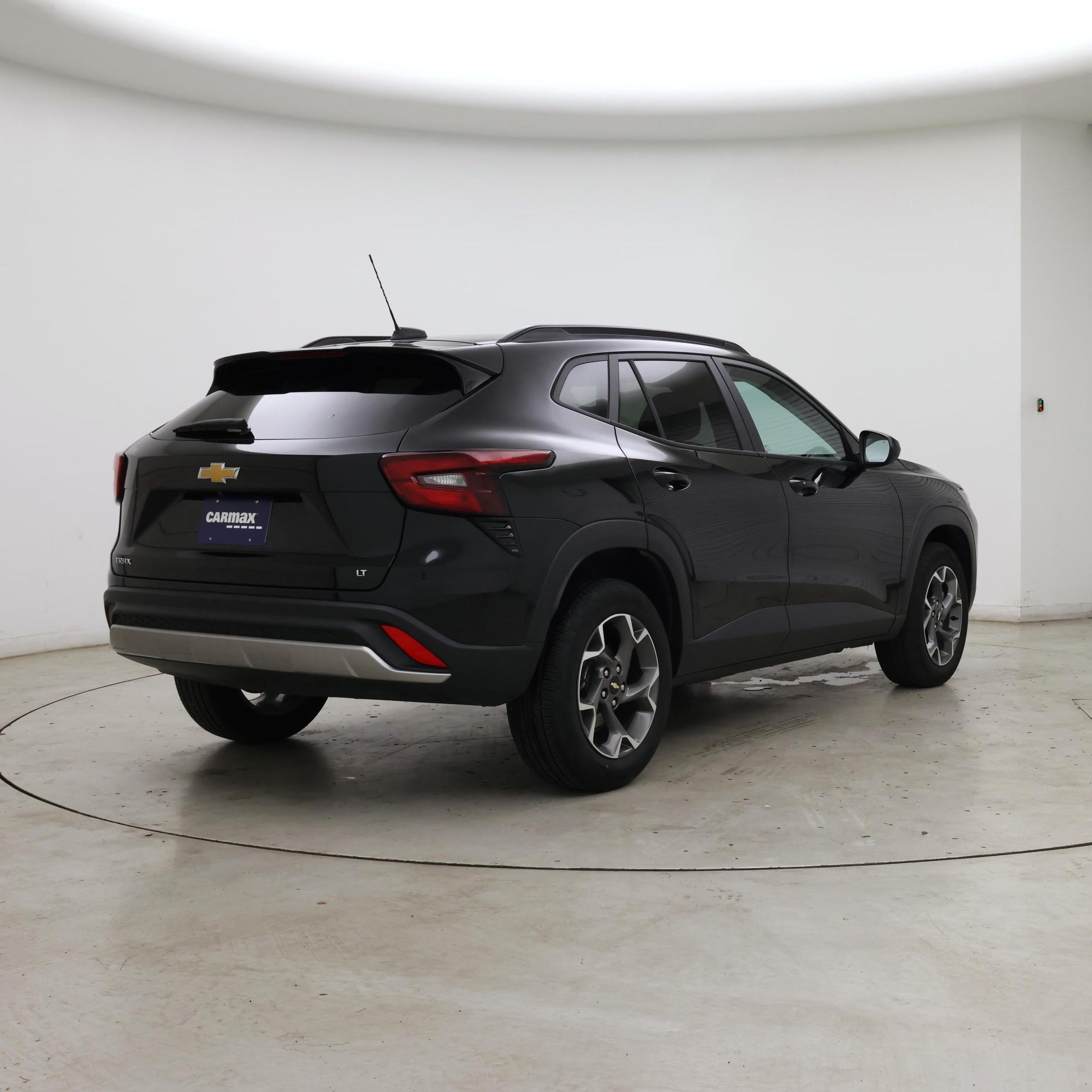 Thumbnail: 2025 Chevrolet Trax - 8