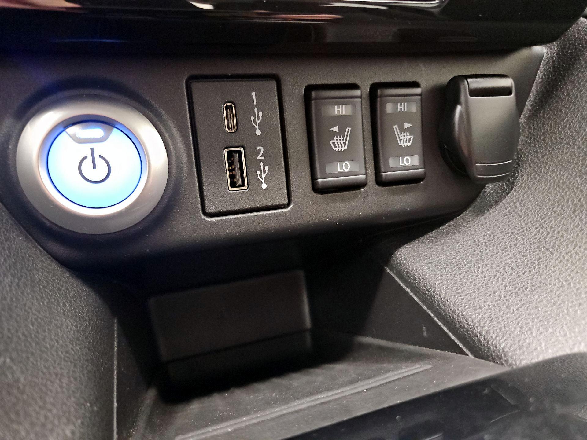Thumbnail: 2024 Nissan Leaf - 19