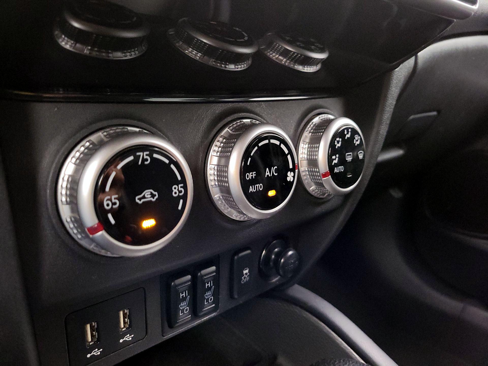Thumbnail: 2024 Mitsubishi Outlander Sport - 16