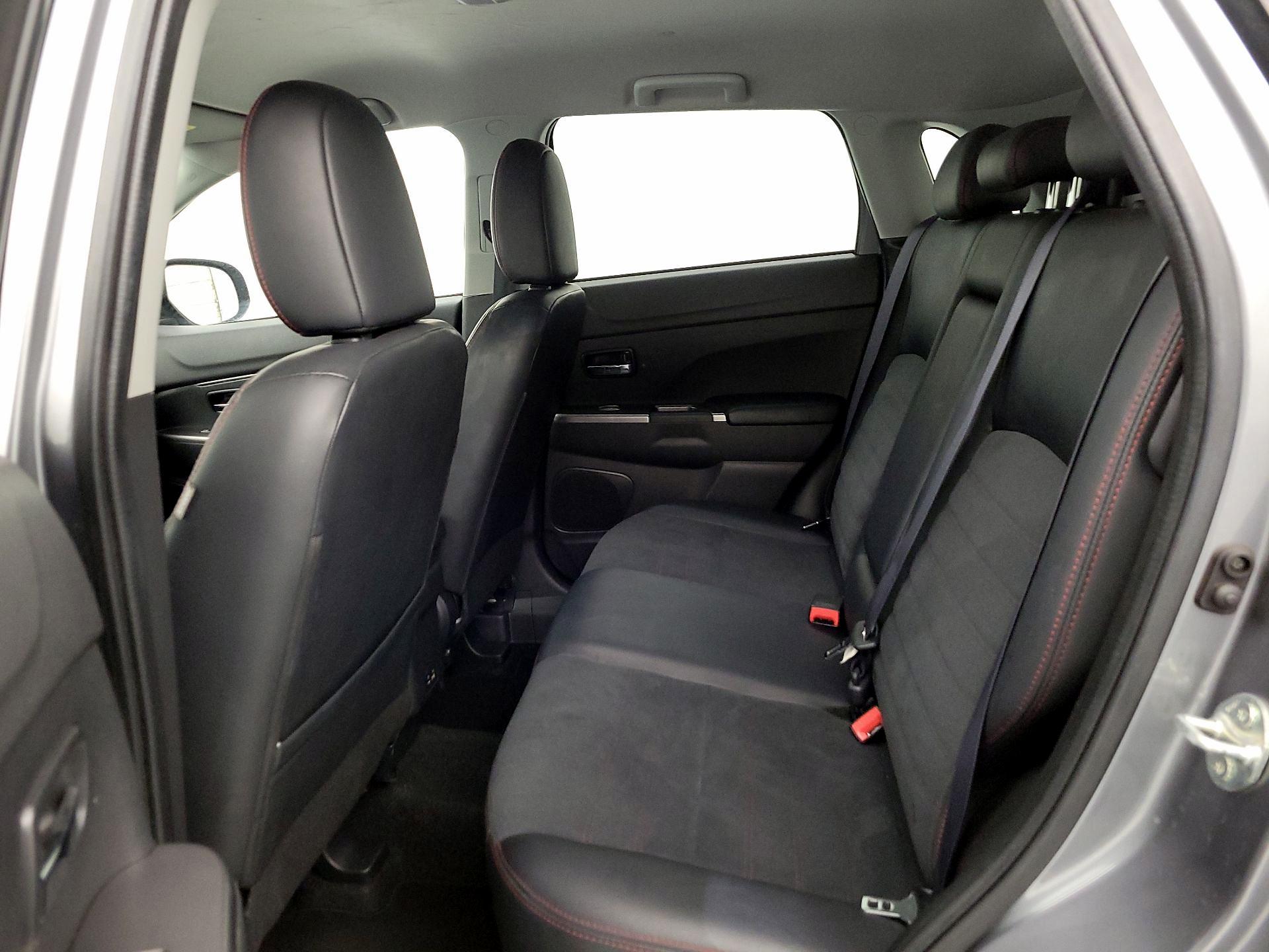Thumbnail: 2024 Mitsubishi Outlander Sport - 19