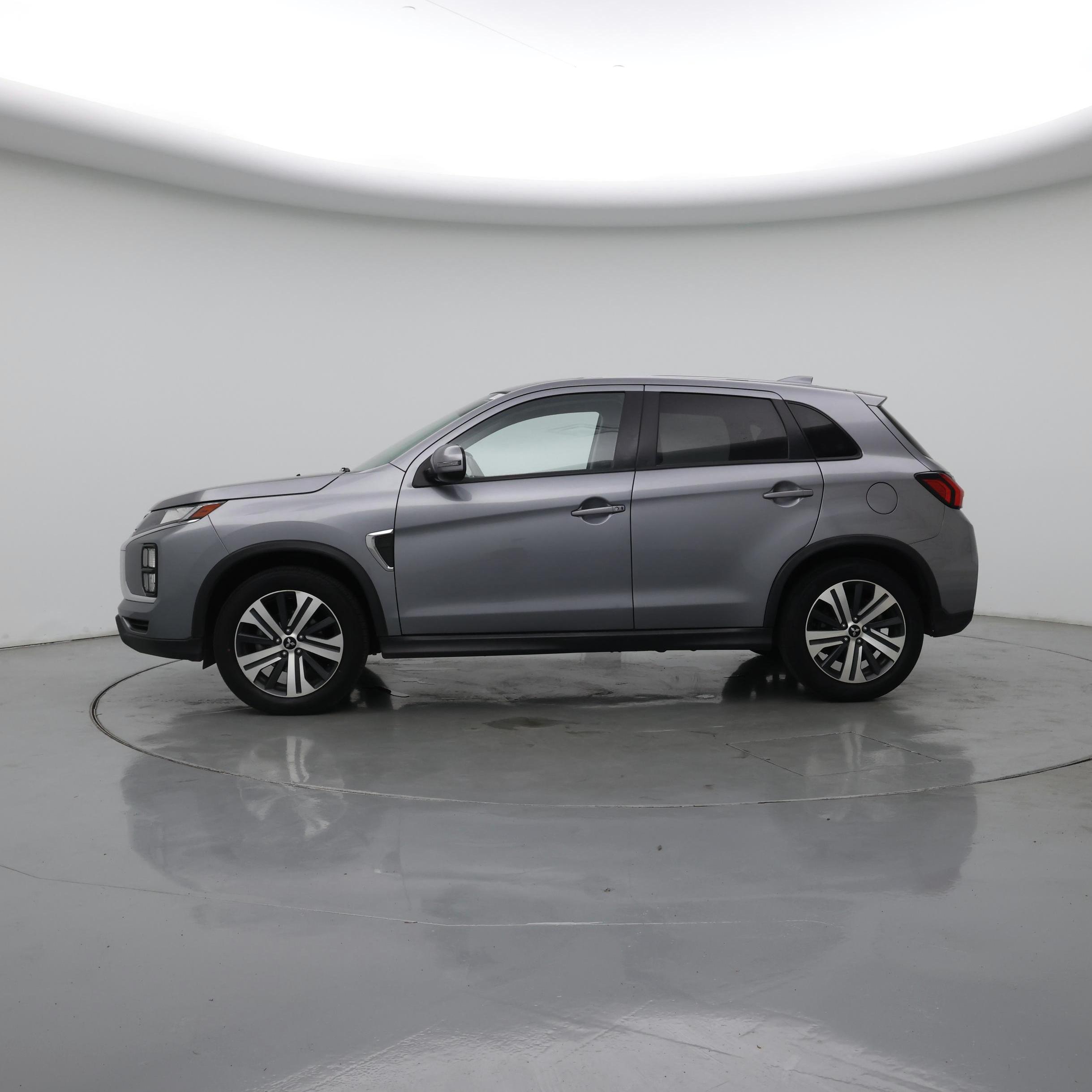 Thumbnail: 2024 Mitsubishi Outlander Sport - 3