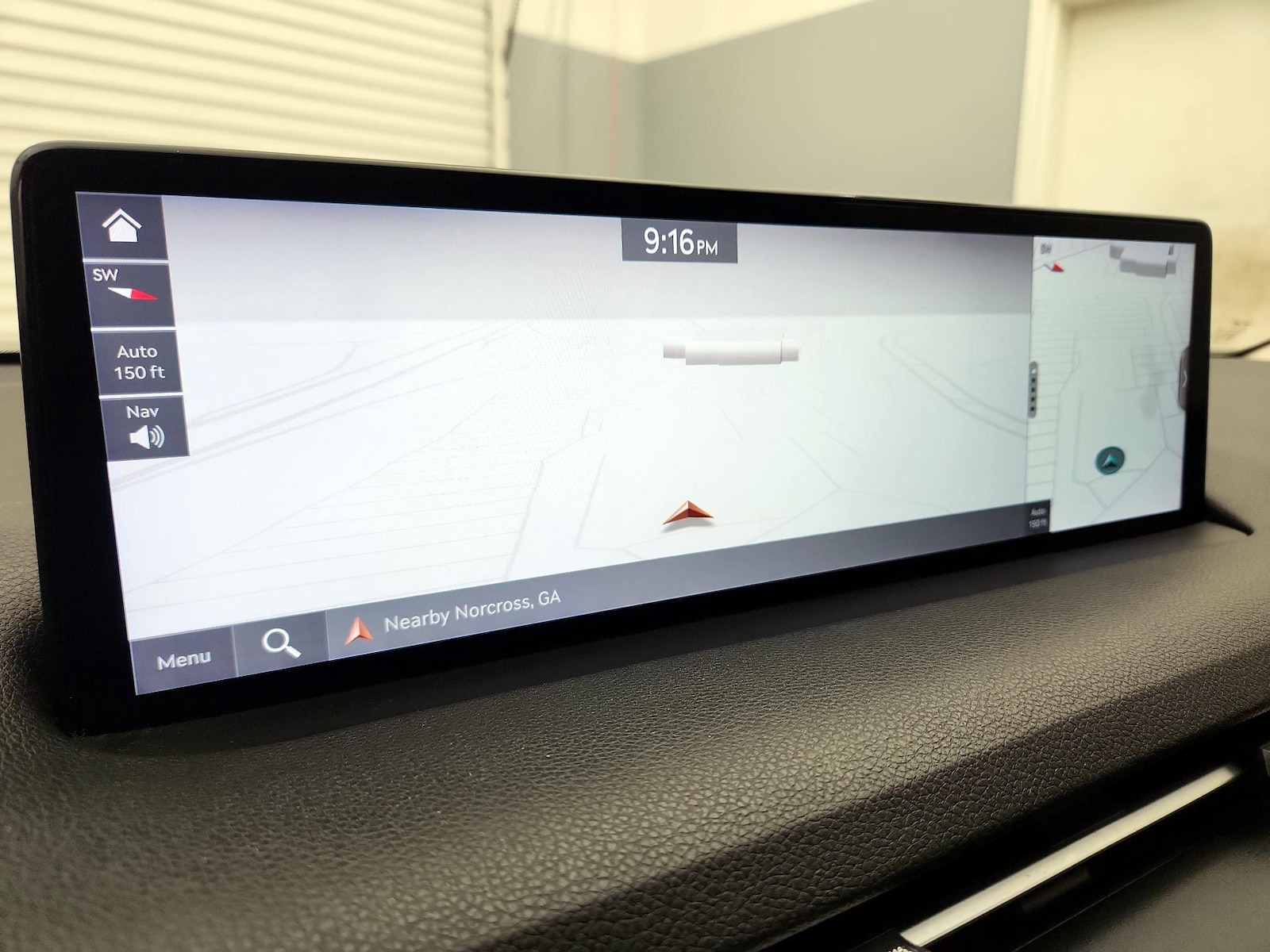 2025 GENESIS GV70 Standard - Photo 15