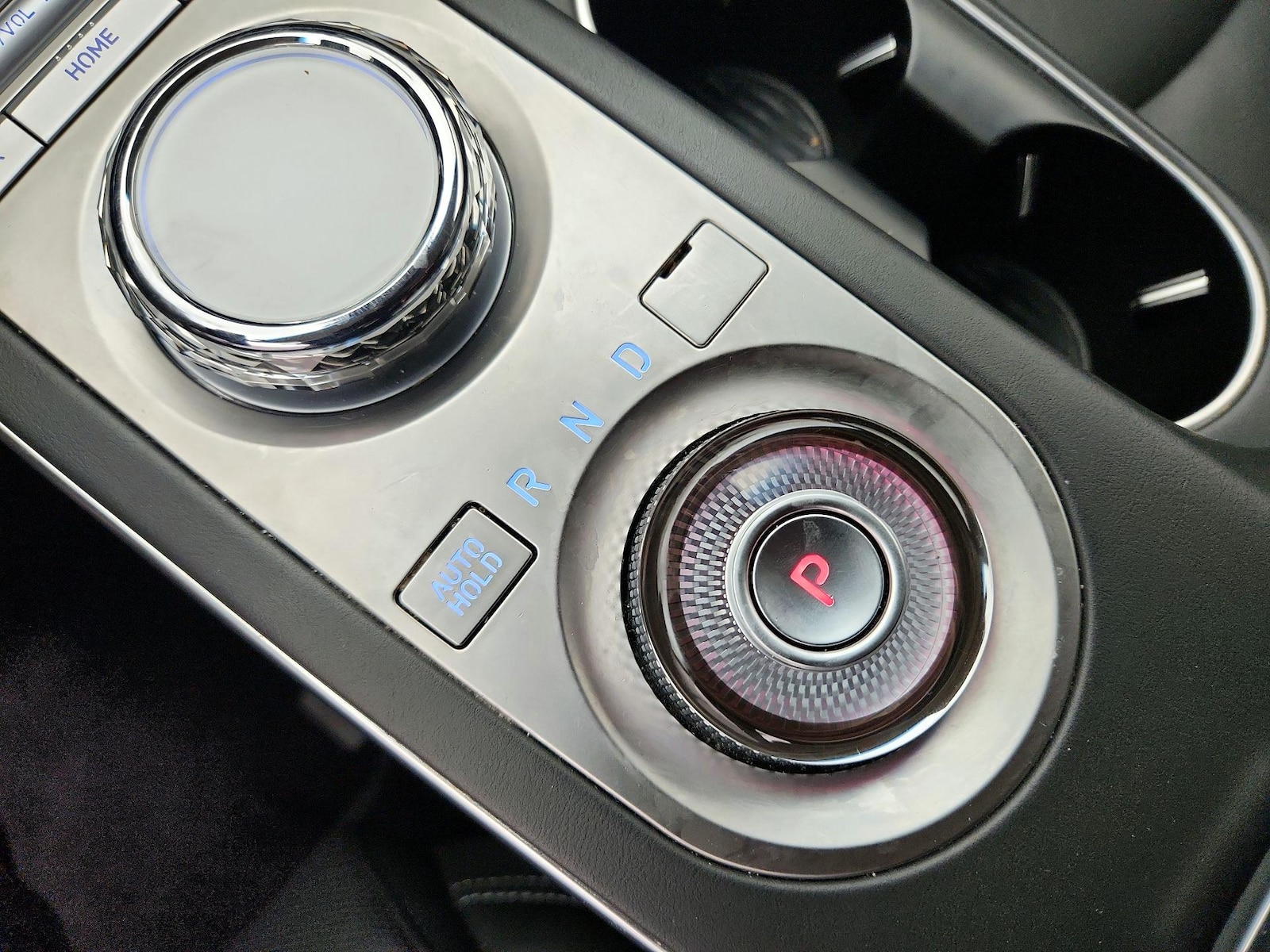 2025 GENESIS GV70 Standard - Photo 19