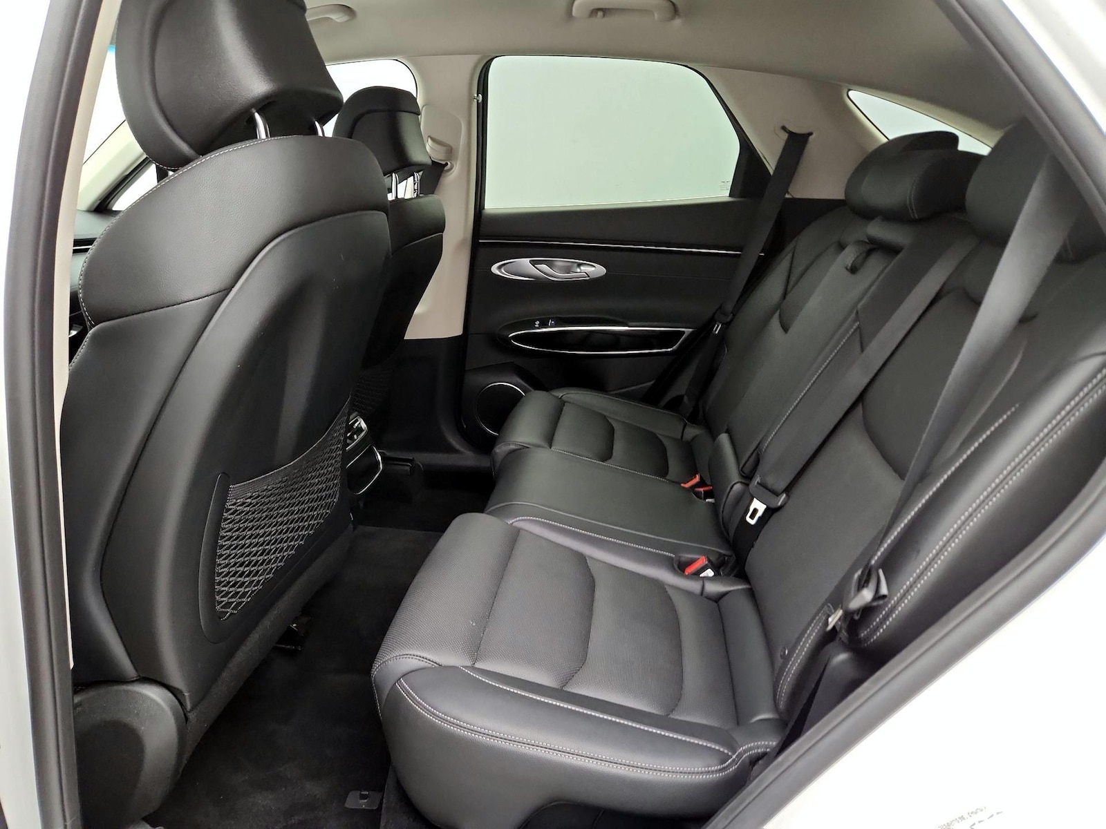 2025 GENESIS GV70 Standard - Photo 21