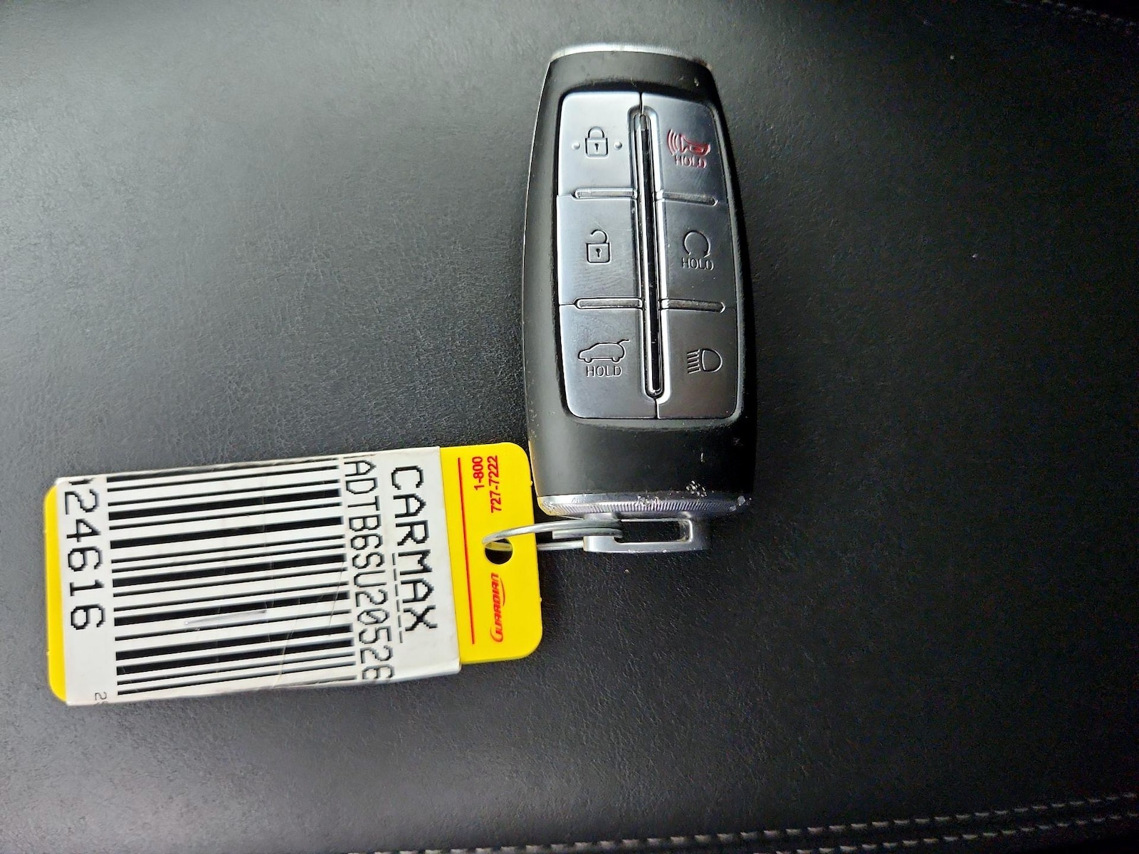 2025 GENESIS GV70 Standard - Photo 24