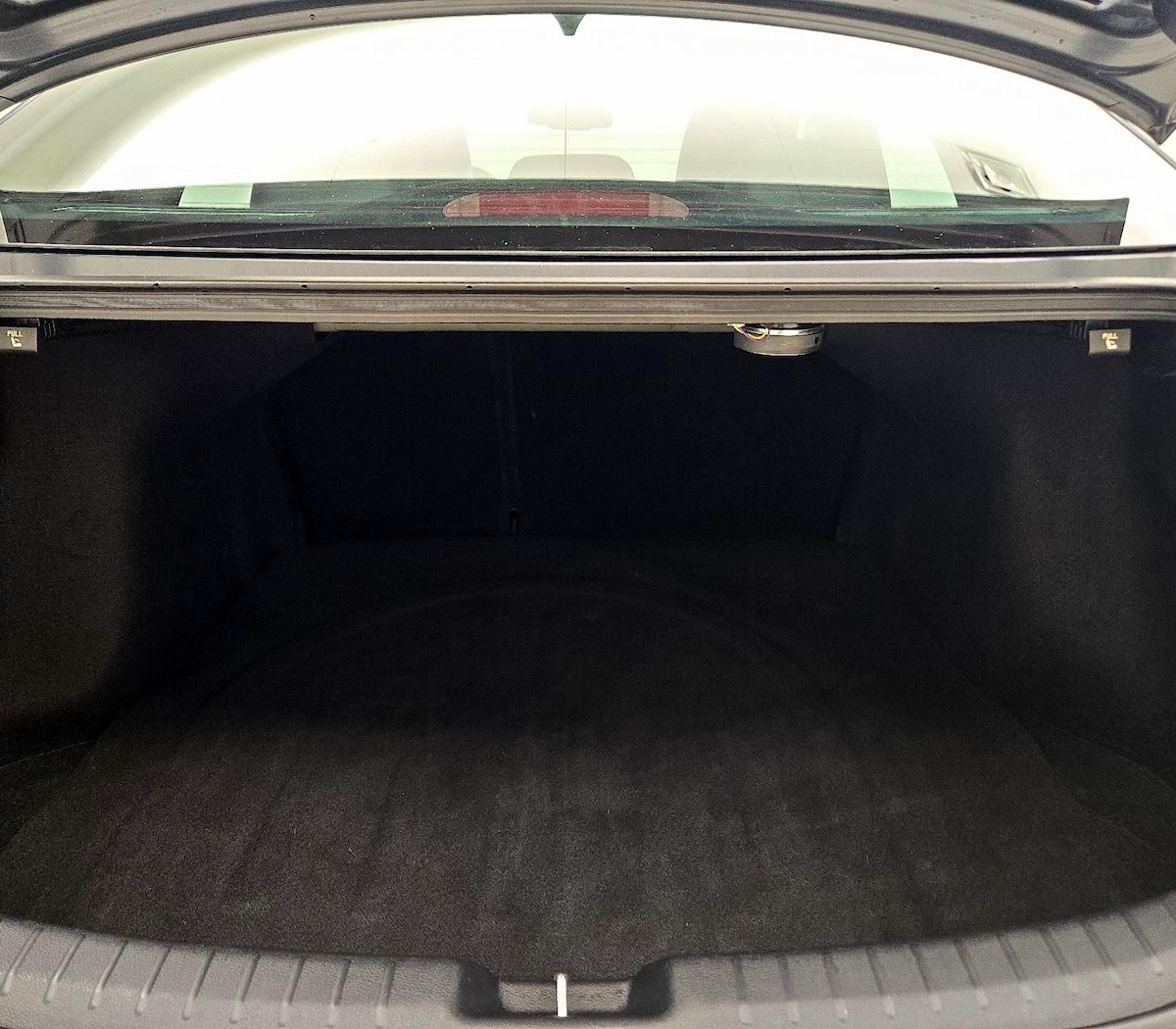 Trunk/Cargo (Seats Up)