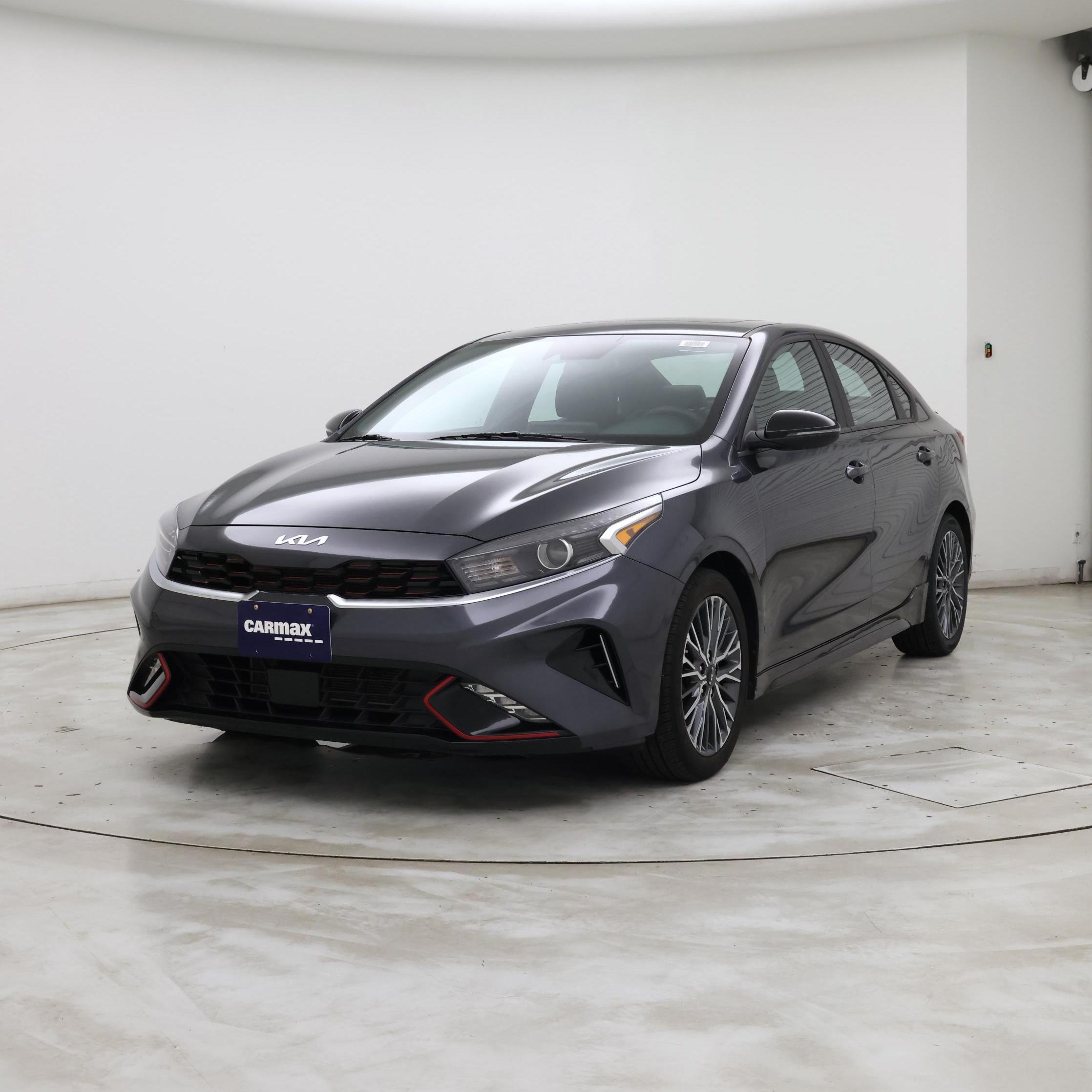 Thumbnail: 2024 Kia Forte - 4
