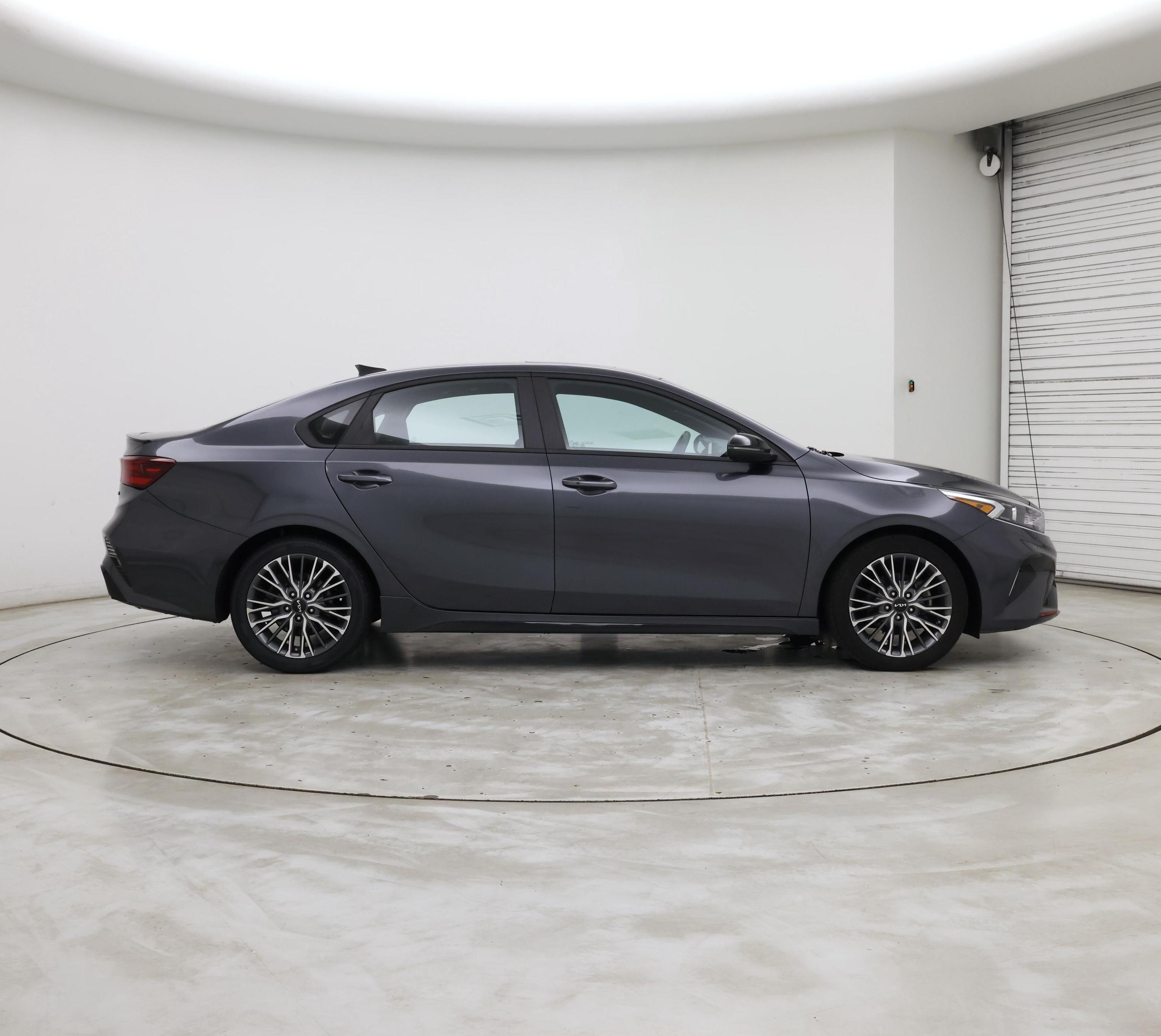 Thumbnail: 2024 Kia Forte - 7