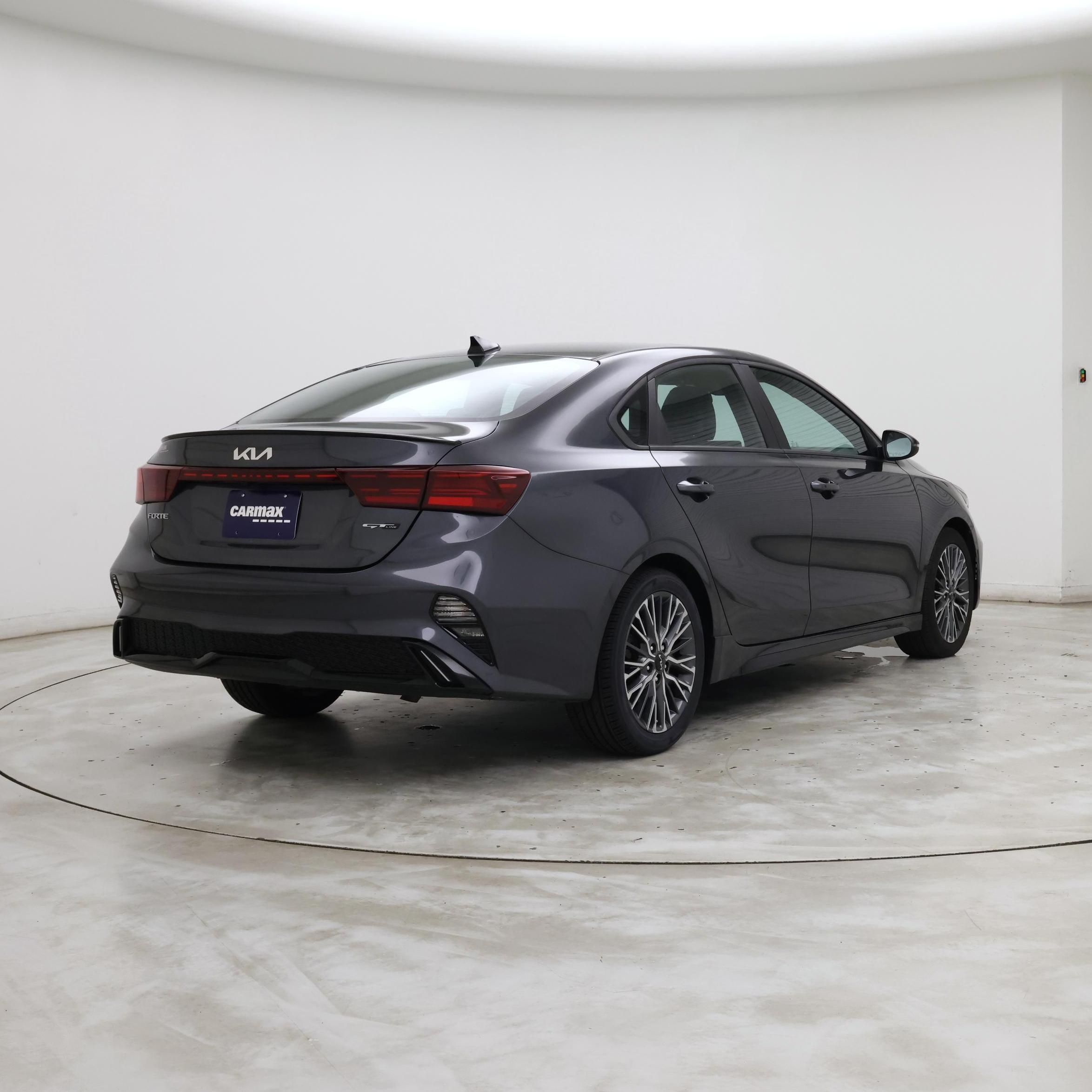 Thumbnail: 2024 Kia Forte - 8