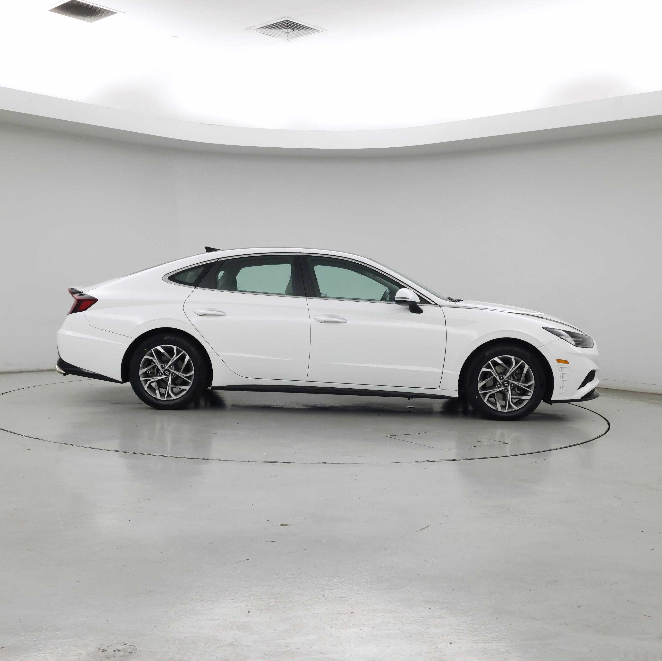 Thumbnail: 2023 Hyundai Sonata - 7