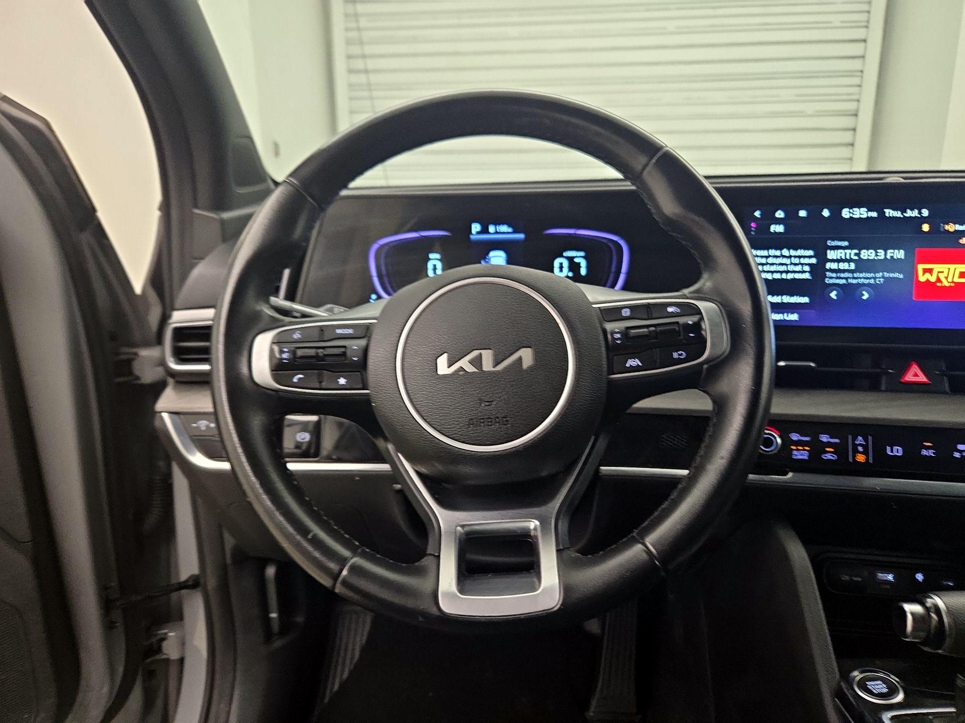 Thumbnail: 2023 Kia Sportage - 10