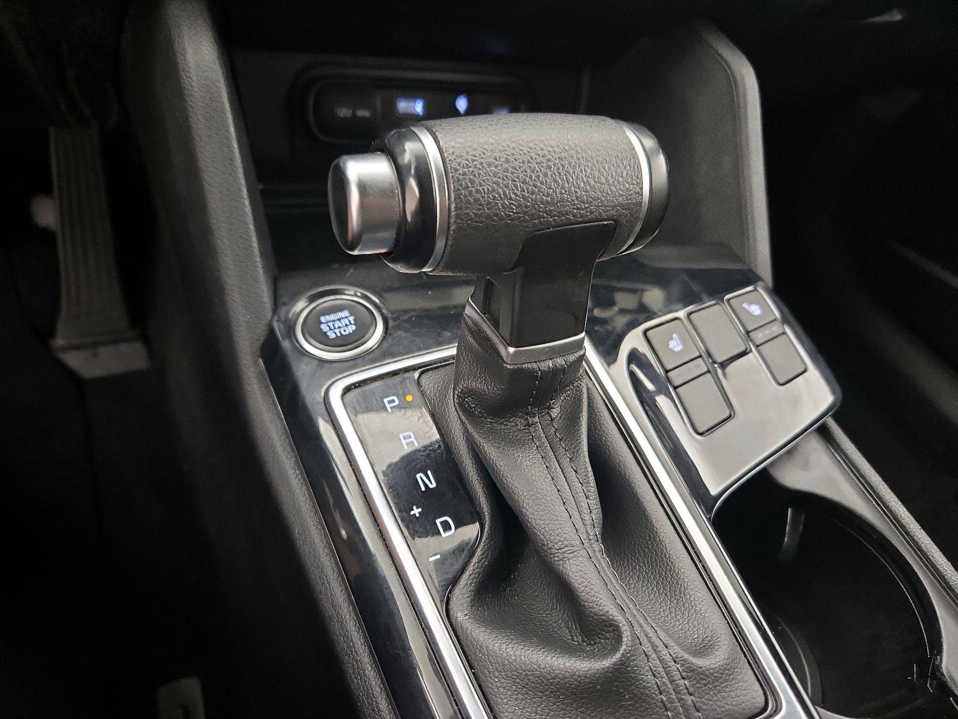 Thumbnail: 2023 Kia Sportage - 17