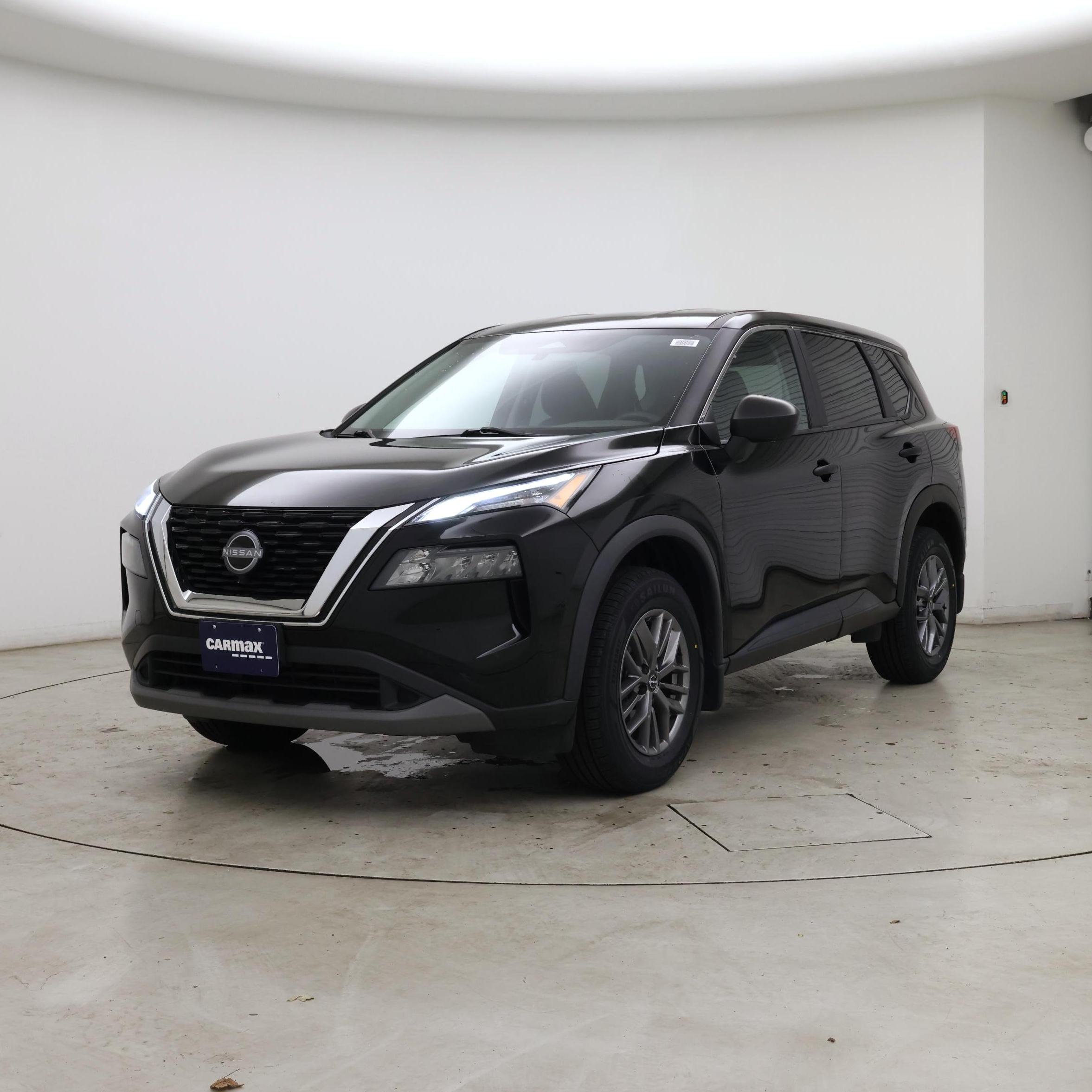Thumbnail: 2023 Nissan Rogue - 4