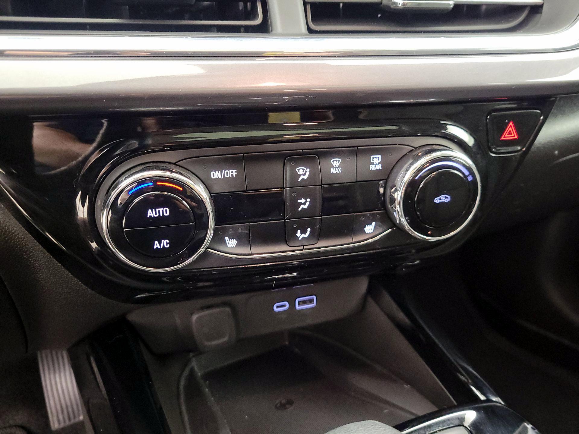 Thumbnail: 2025 Chevrolet Trax - 16