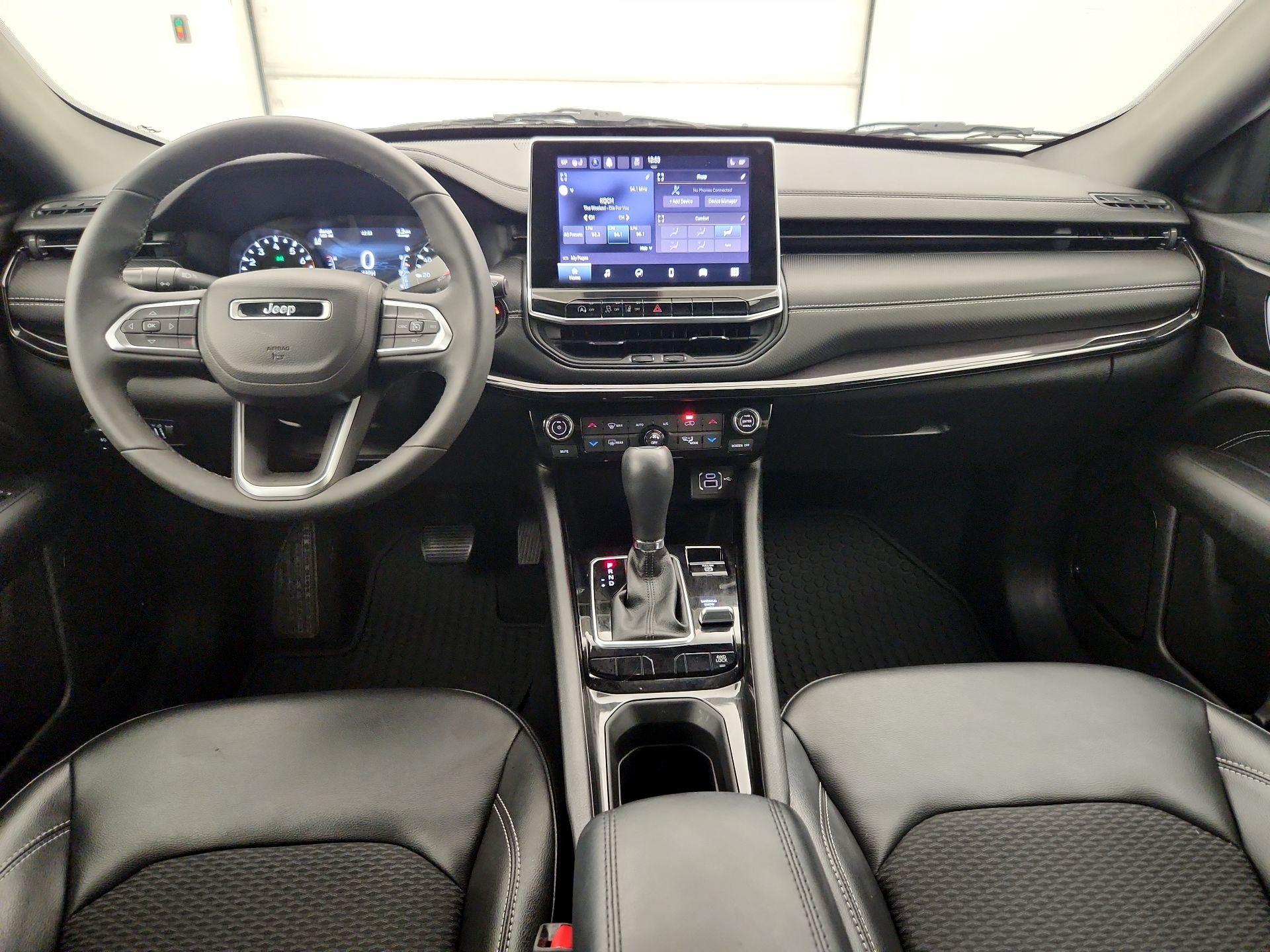Thumbnail: 2023 Jeep Compass - 9