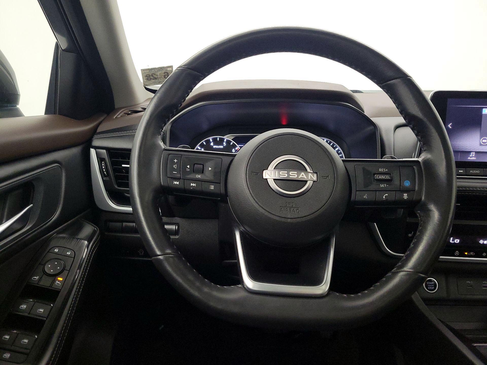 Thumbnail: 2023 Nissan Rogue - 10