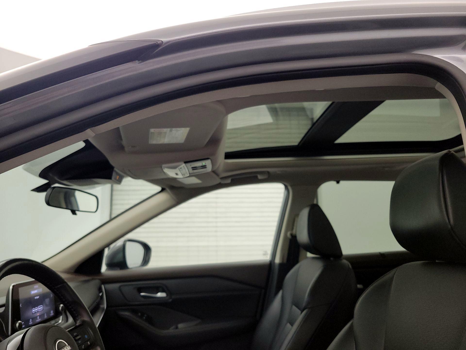 Thumbnail: 2023 Nissan Rogue - 19