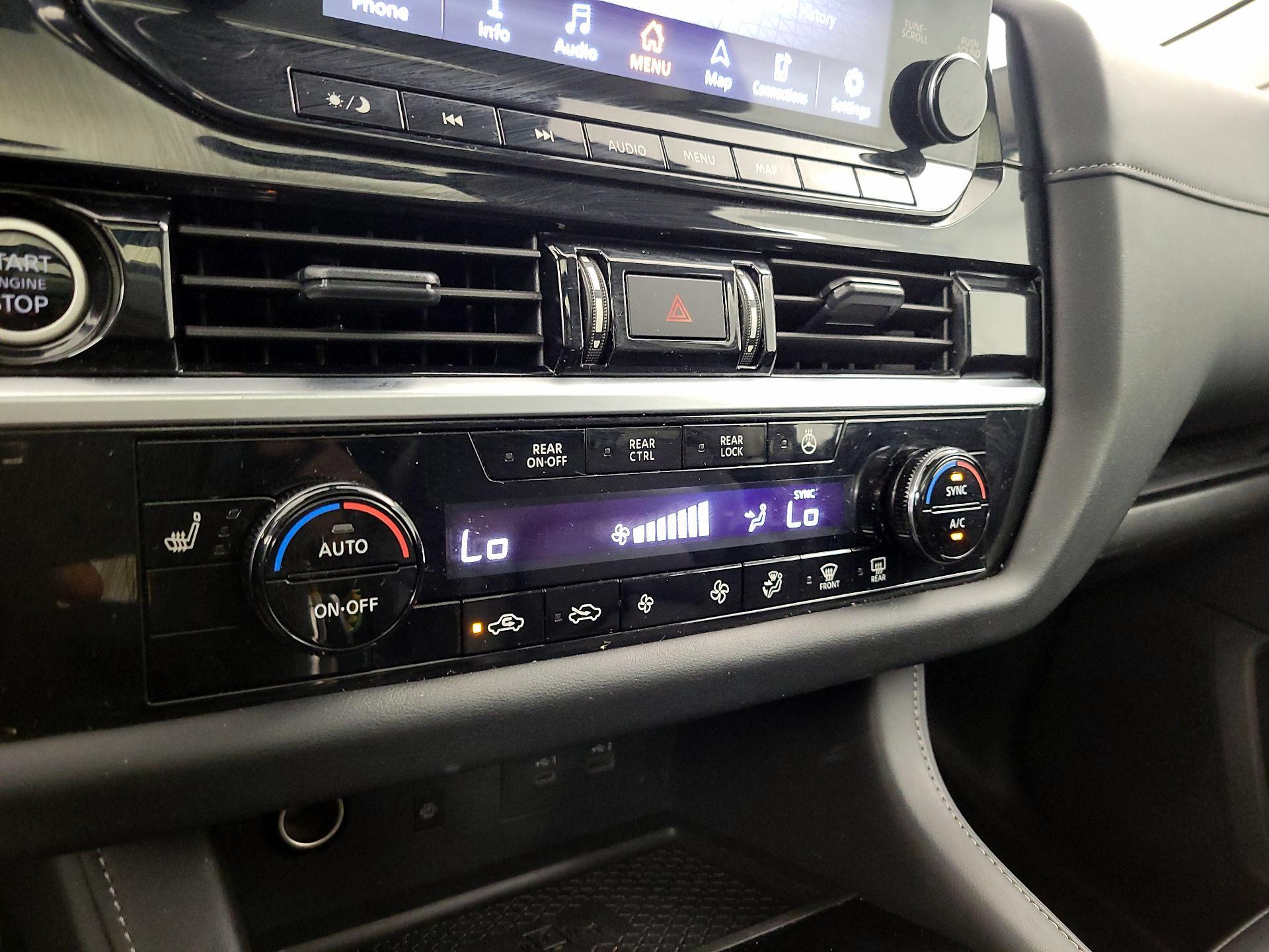Thumbnail: 2024 Nissan Pathfinder - 17