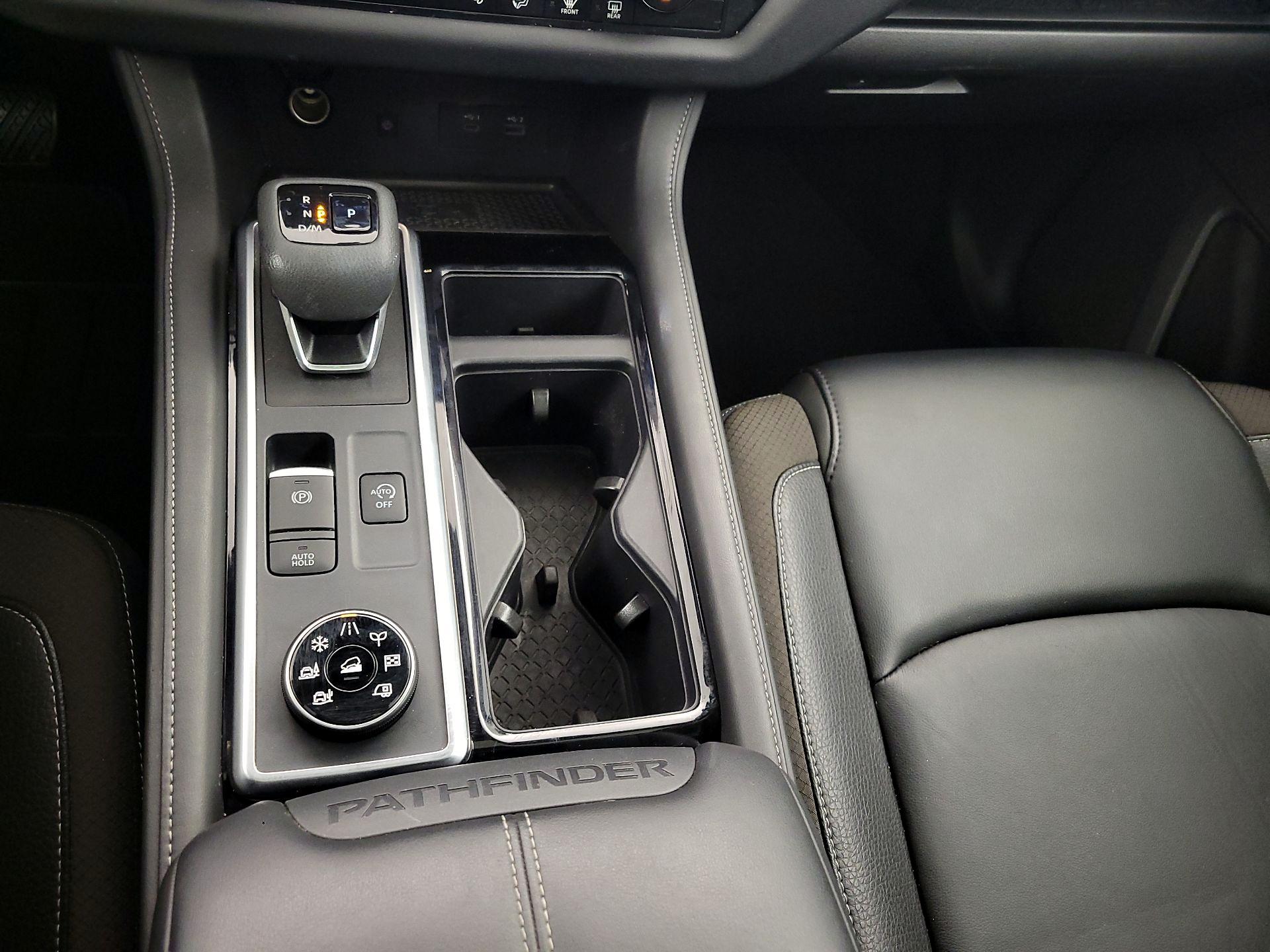 Thumbnail: 2024 Nissan Pathfinder - 18