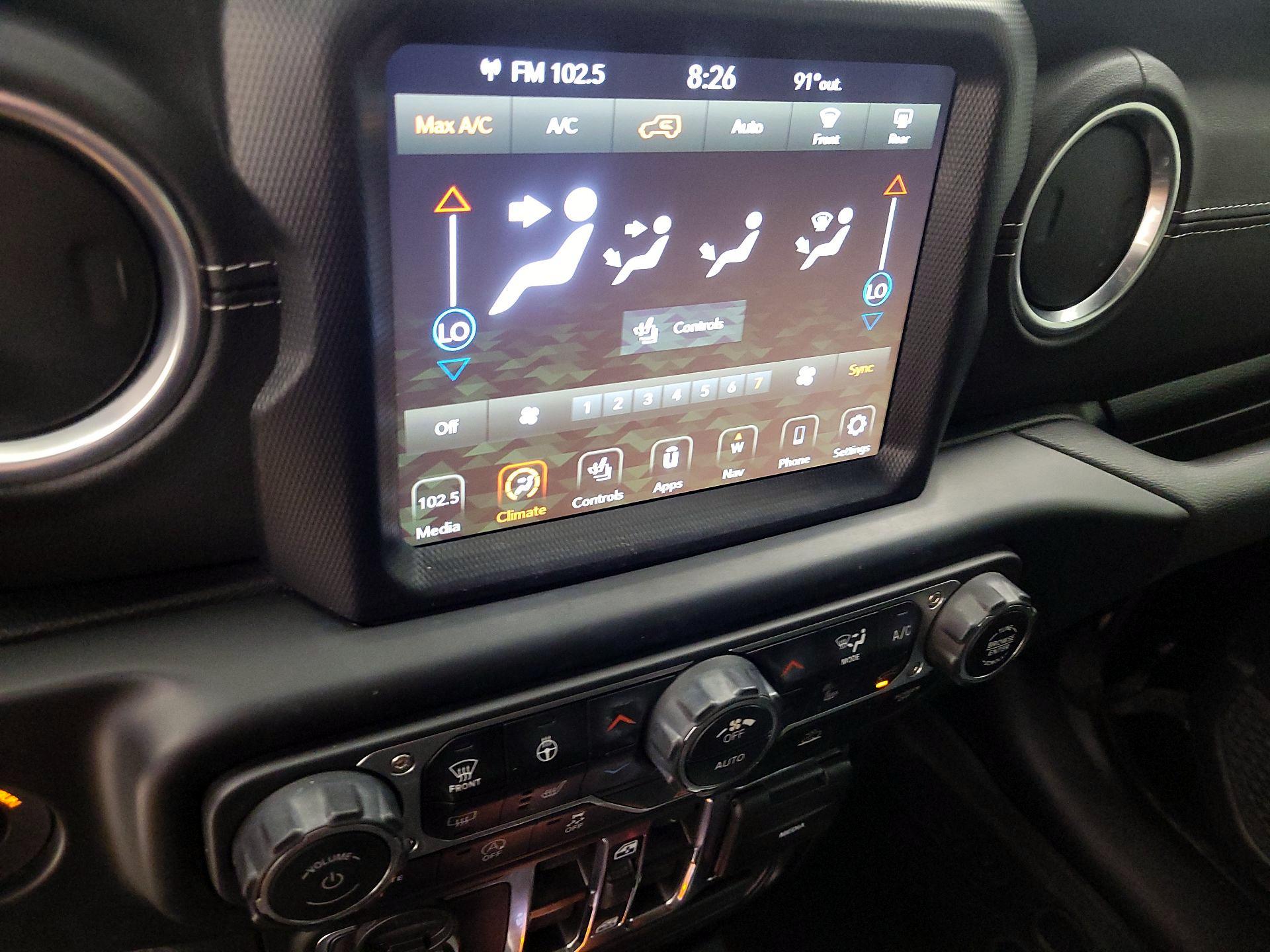 Thumbnail: 2022 Jeep Wrangler - 13